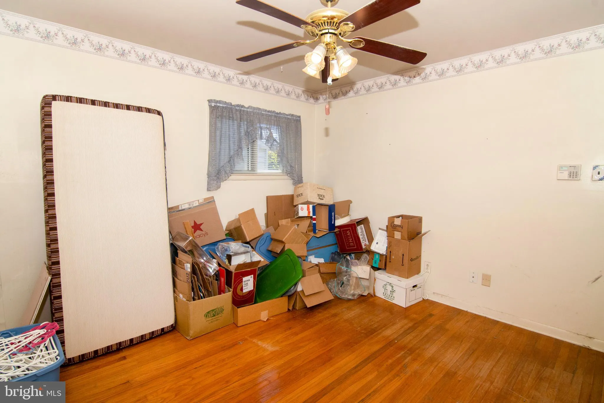 Glassboro, New Jersey 08028, United States, 3 Bedrooms Bedrooms, ,1 BathroomBathrooms,Residential,Coming Soon,125746