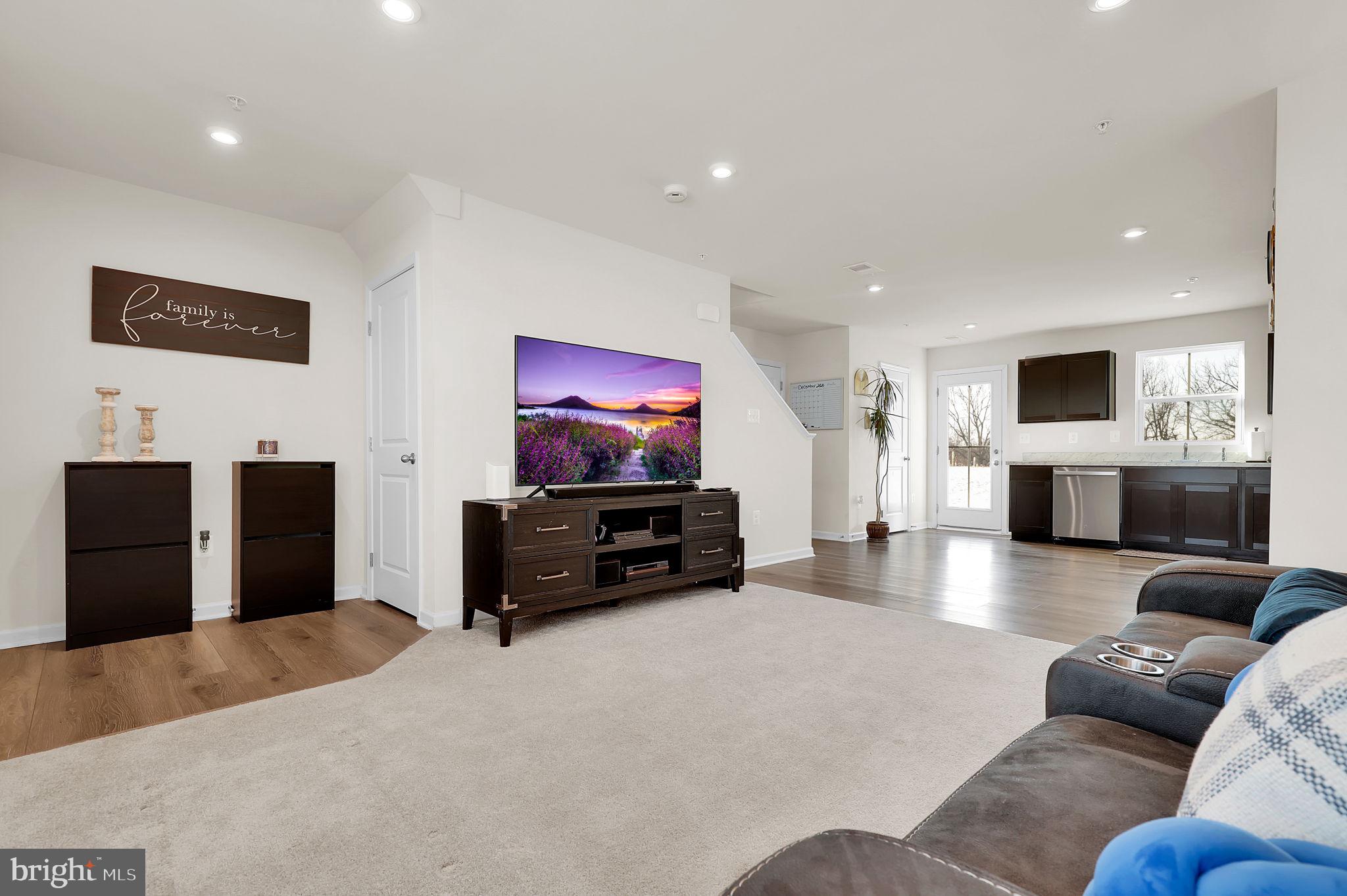 GAVER MEADOWS - Residential