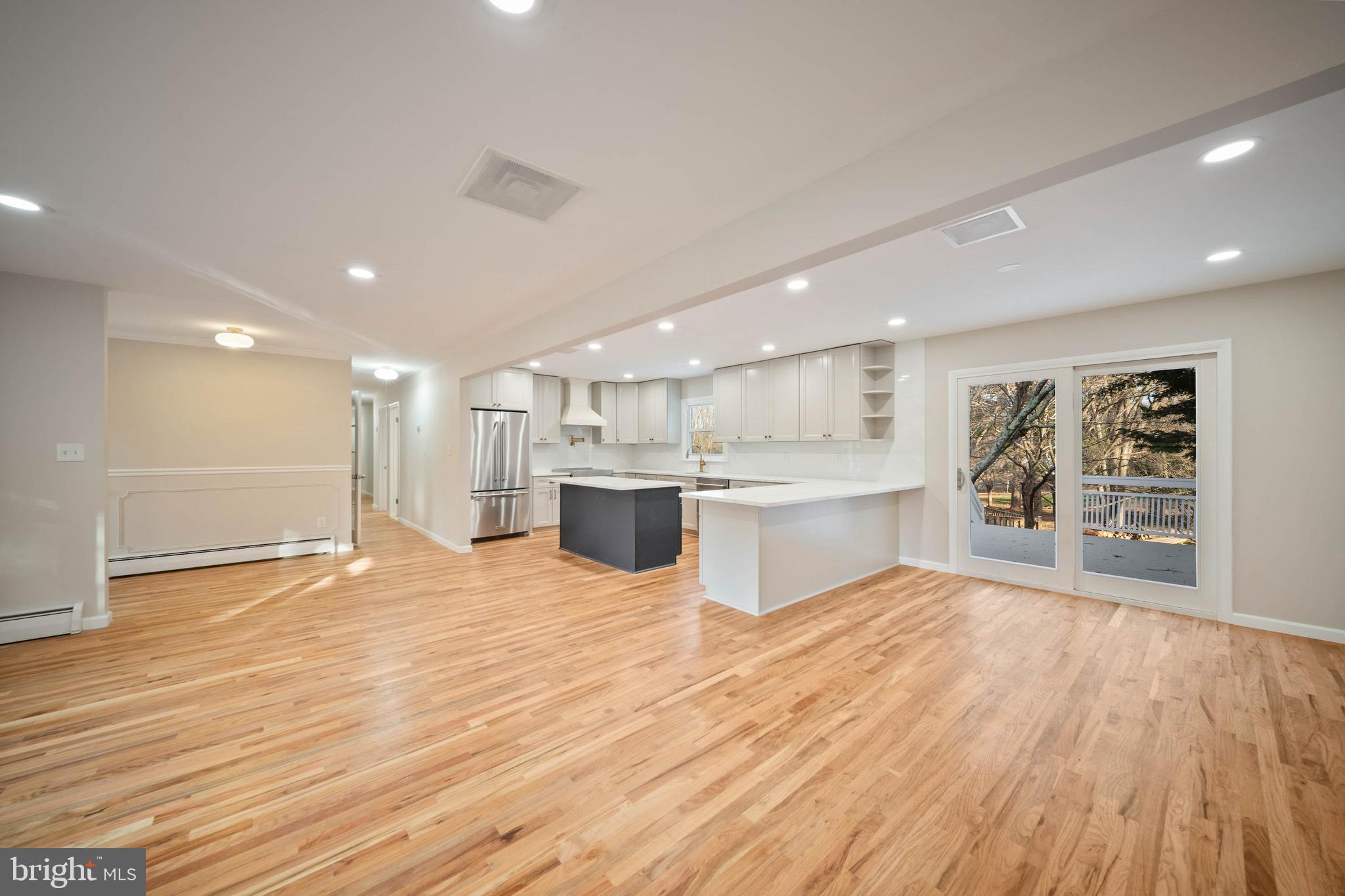 COCKEYSVILLE - Residential