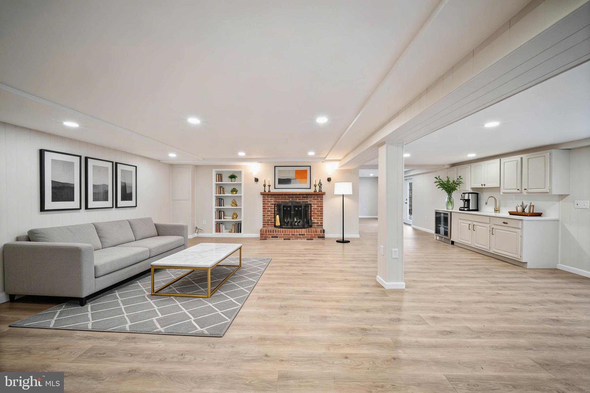 COCKEYSVILLE - Residential