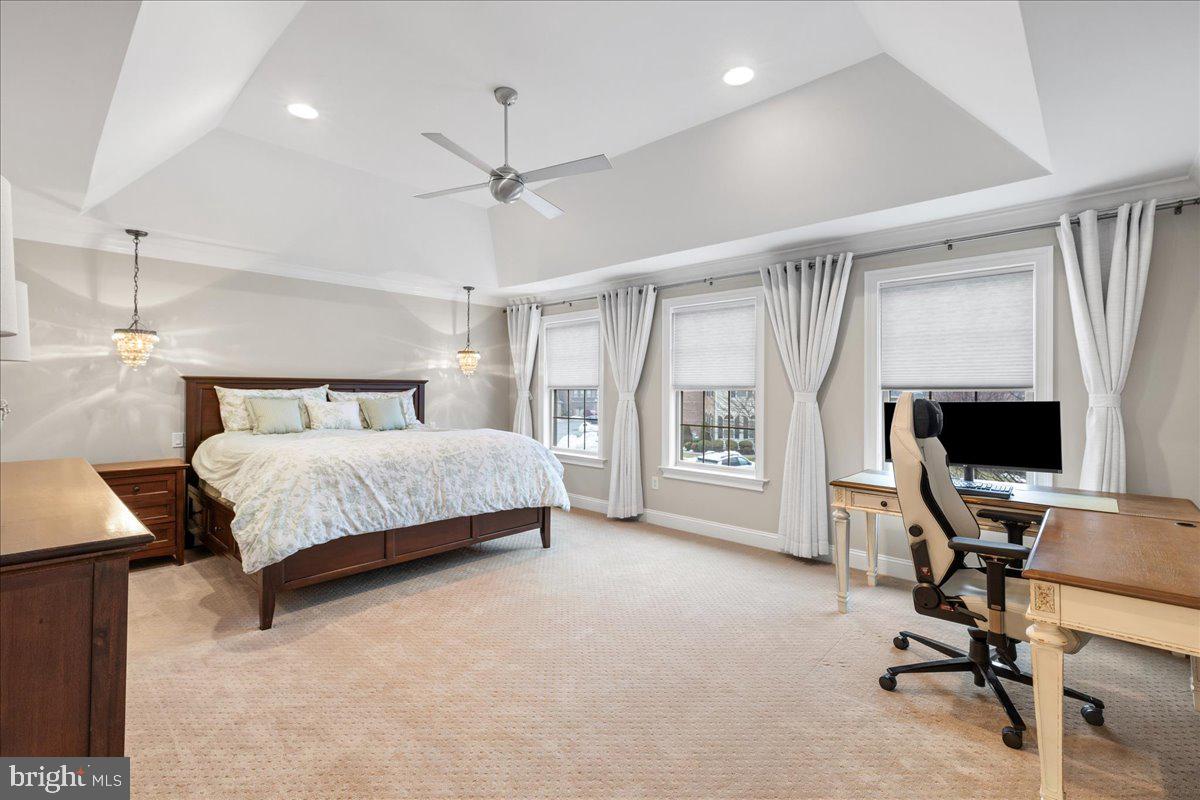 ST JAMES COURT - Residential