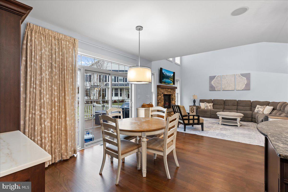 ST JAMES COURT - Residential