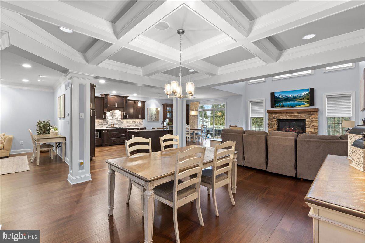 ST JAMES COURT - Residential