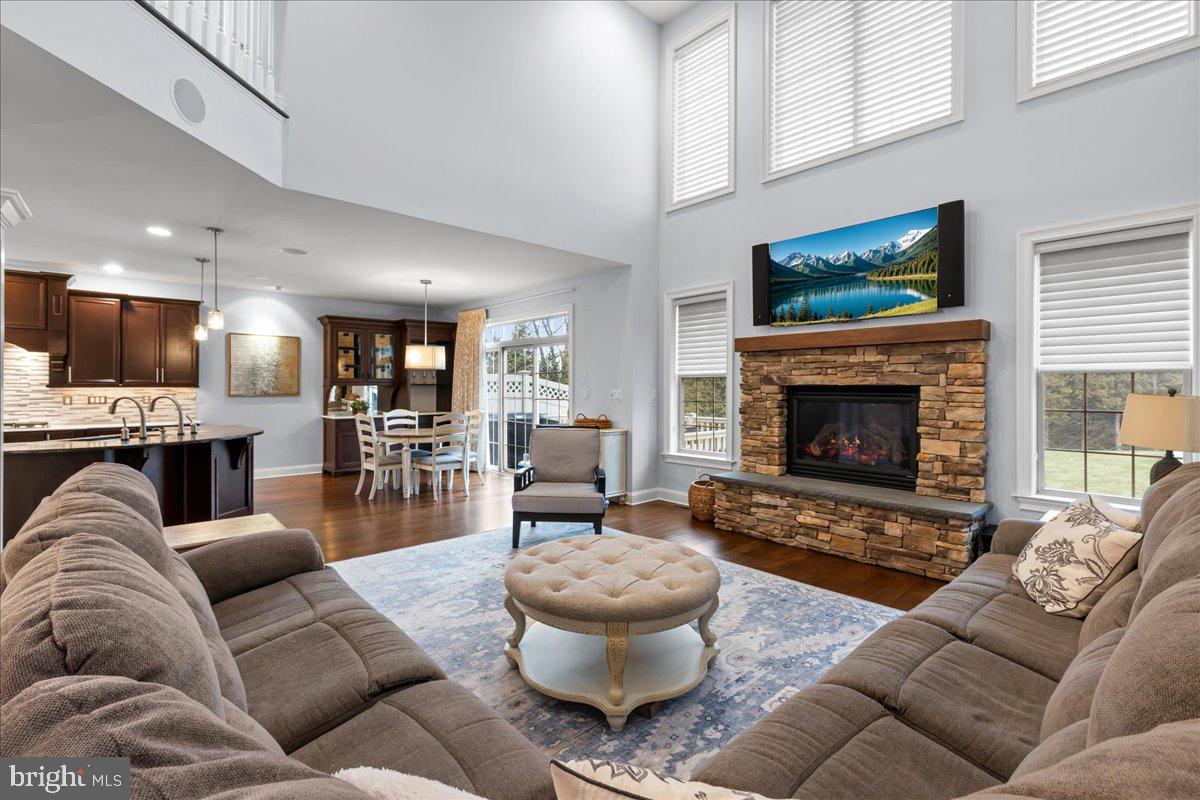 ST JAMES COURT - Residential