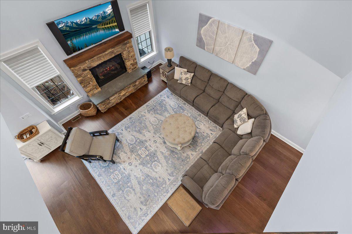 ST JAMES COURT - Residential