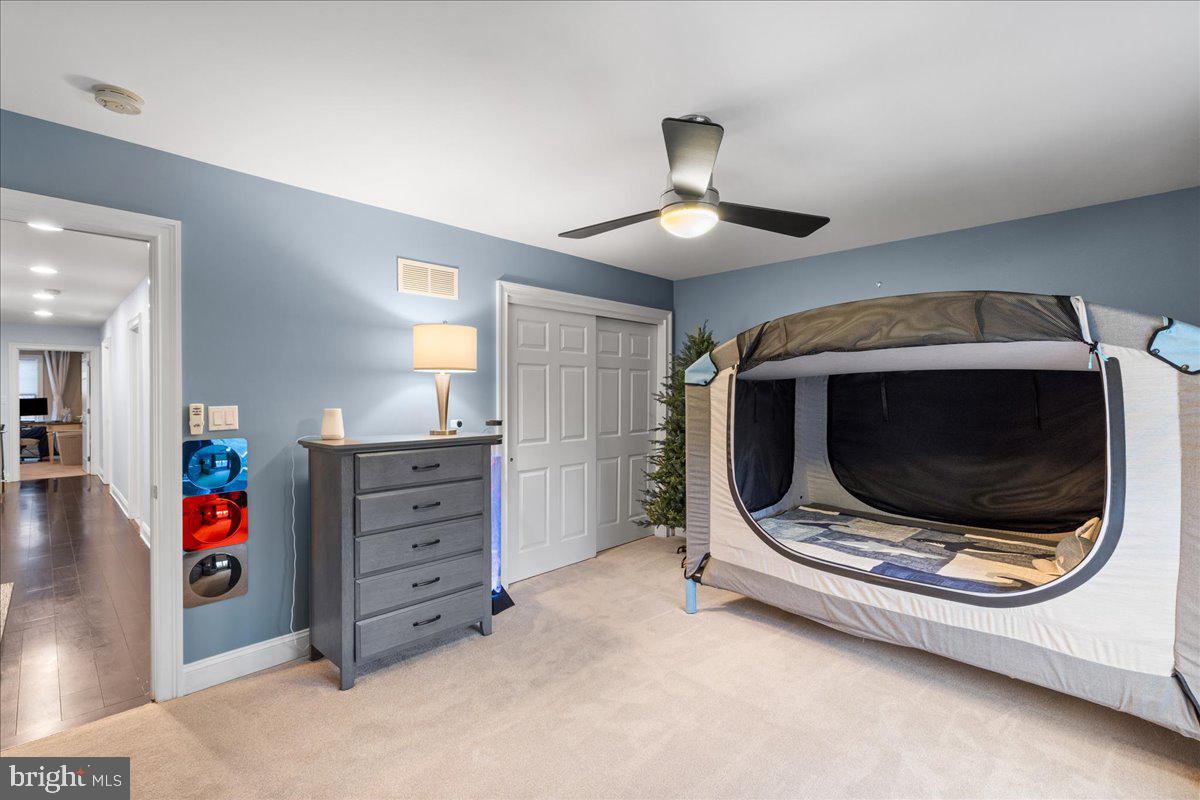 ST JAMES COURT - Residential