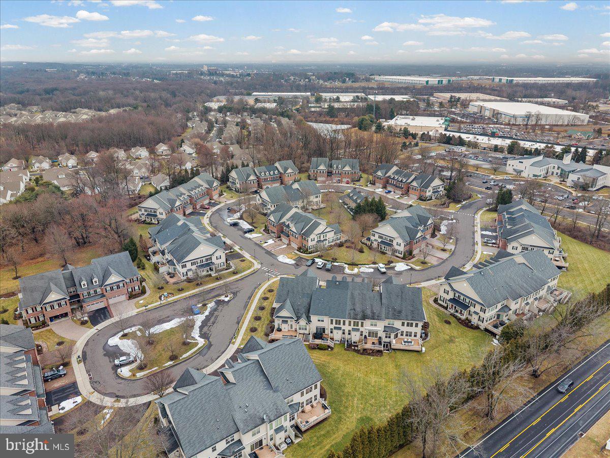 ST JAMES COURT - Residential