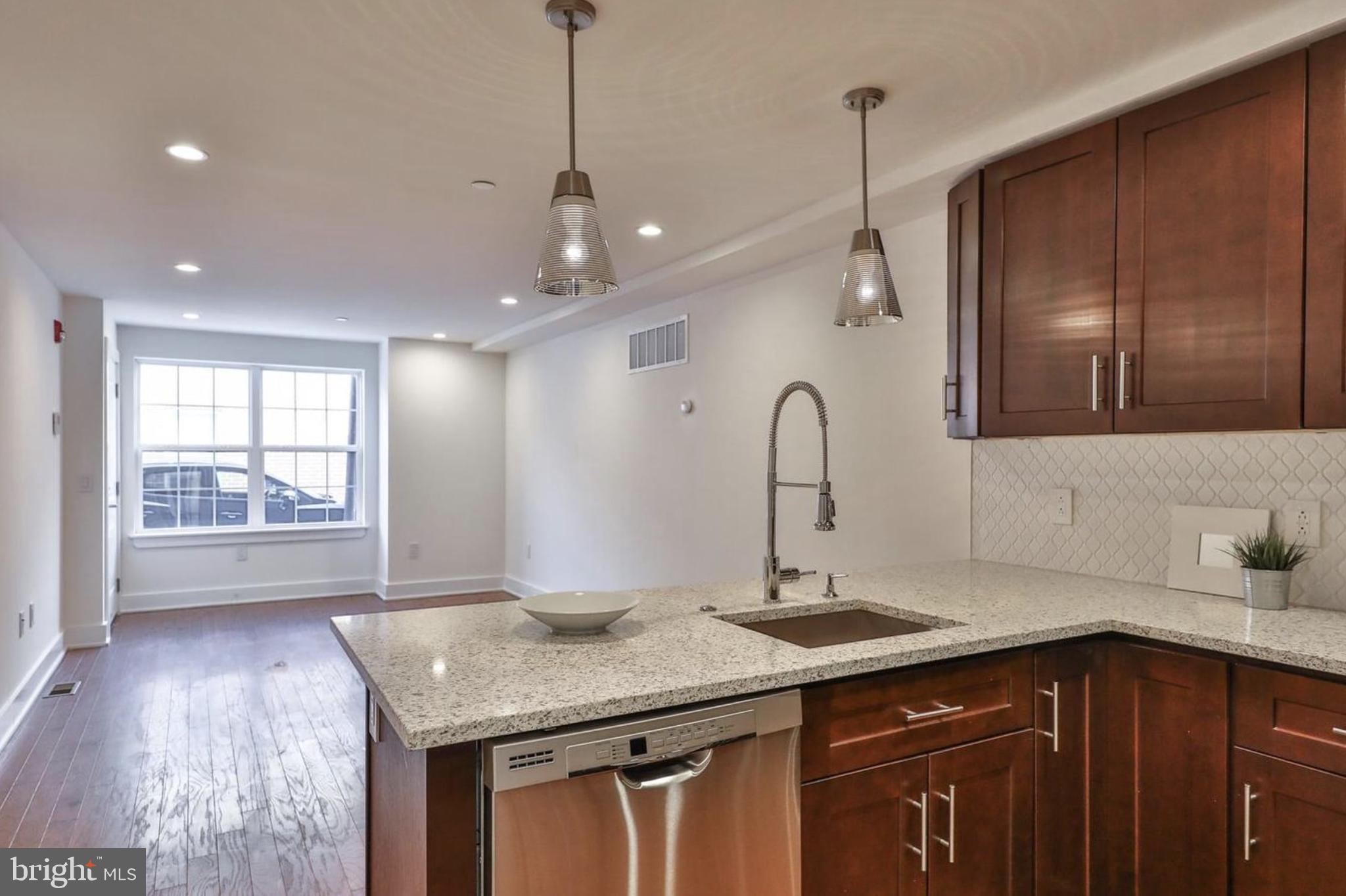 NORTHERN LIBERTIES - Residential Lease