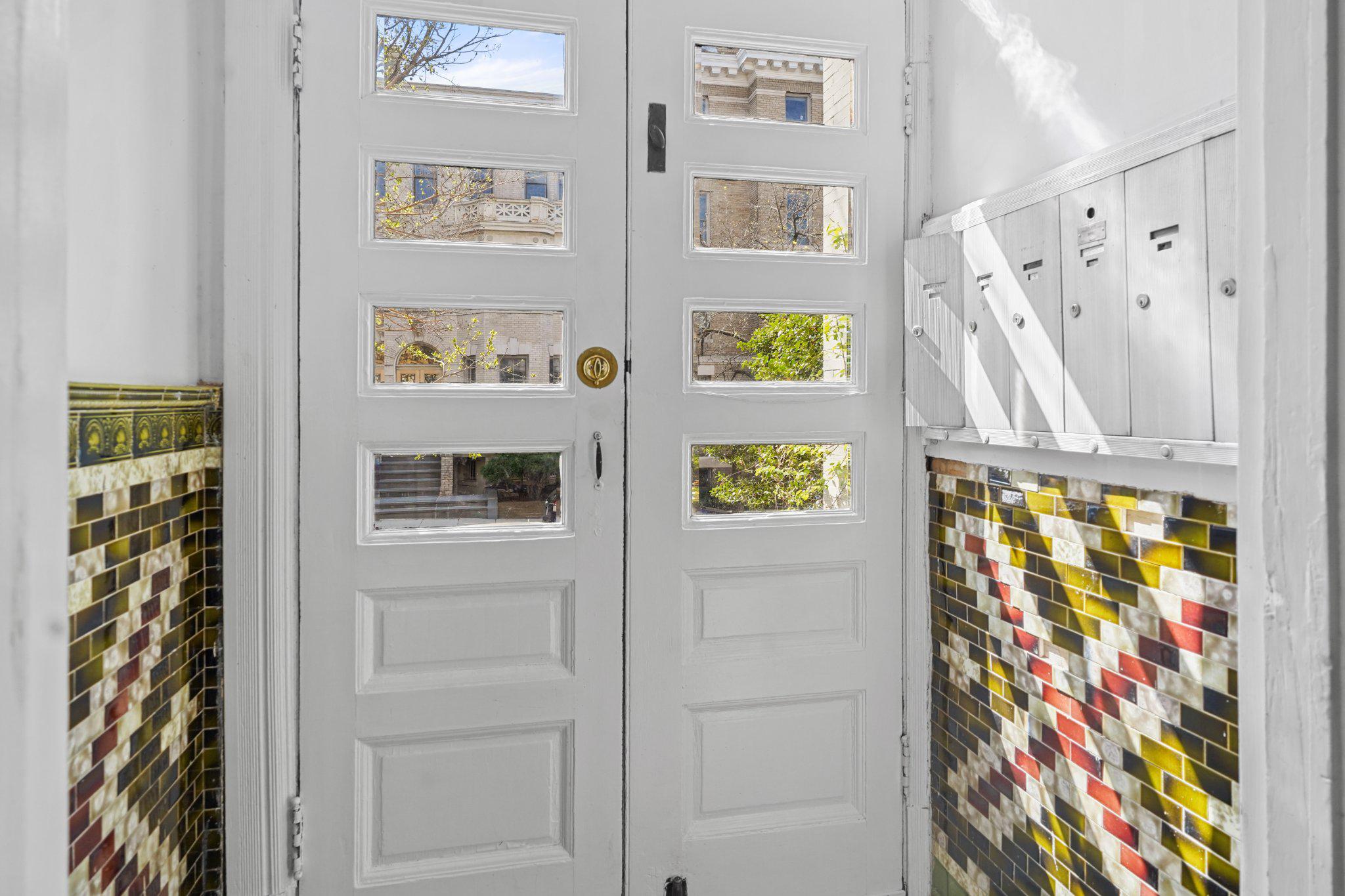 1865 MINTWOOD PLACE NW 3