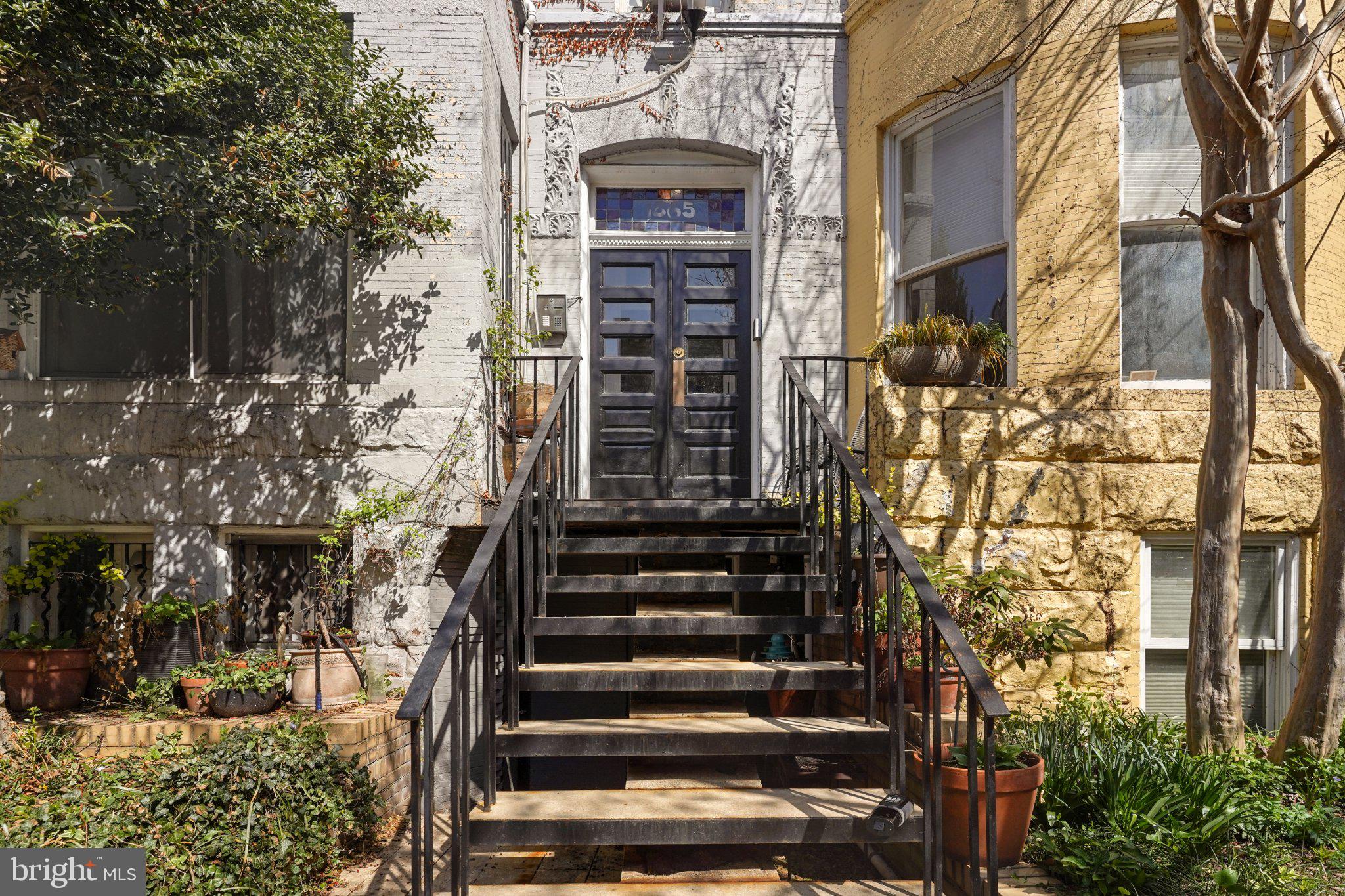 1865 MINTWOOD PLACE NW 3