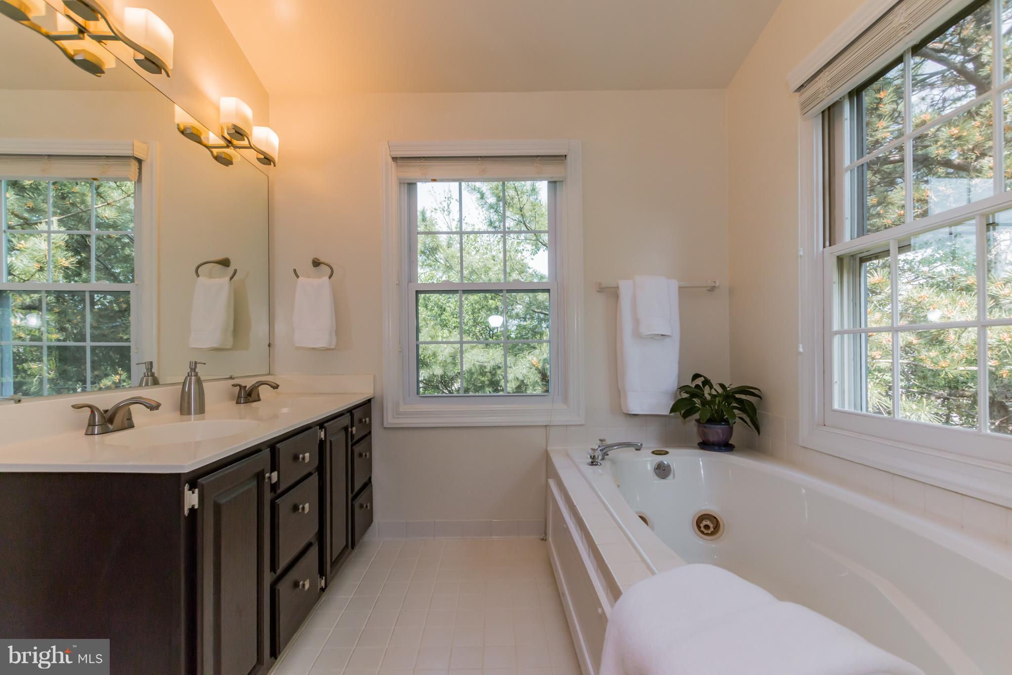 FAIRLAND TOWNS - Residential