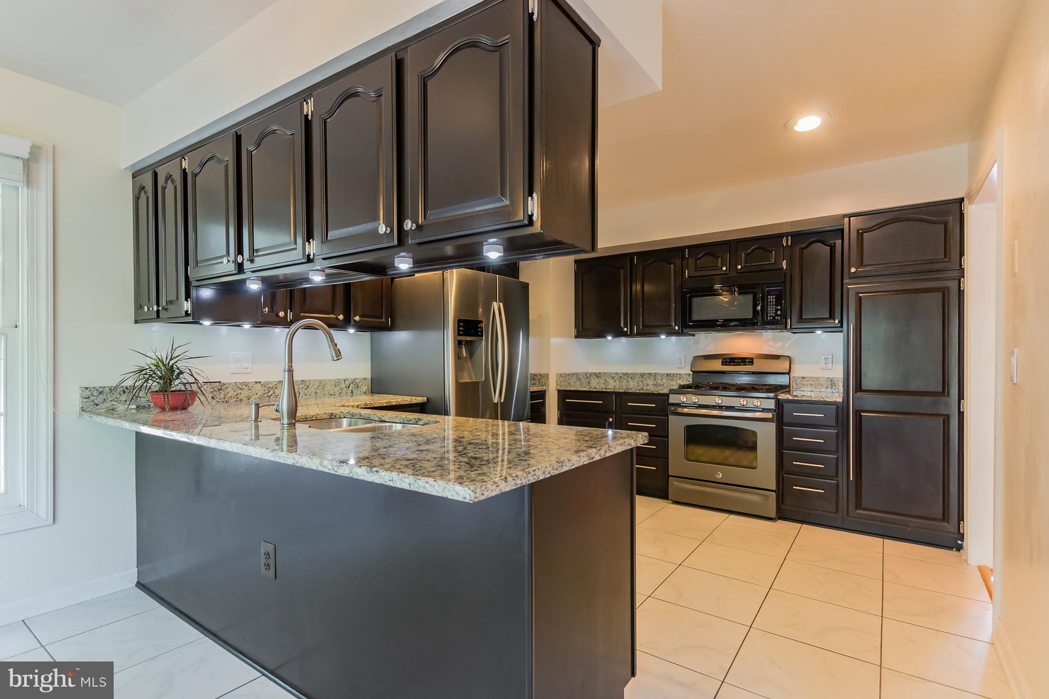 FAIRLAND TOWNS - Residential