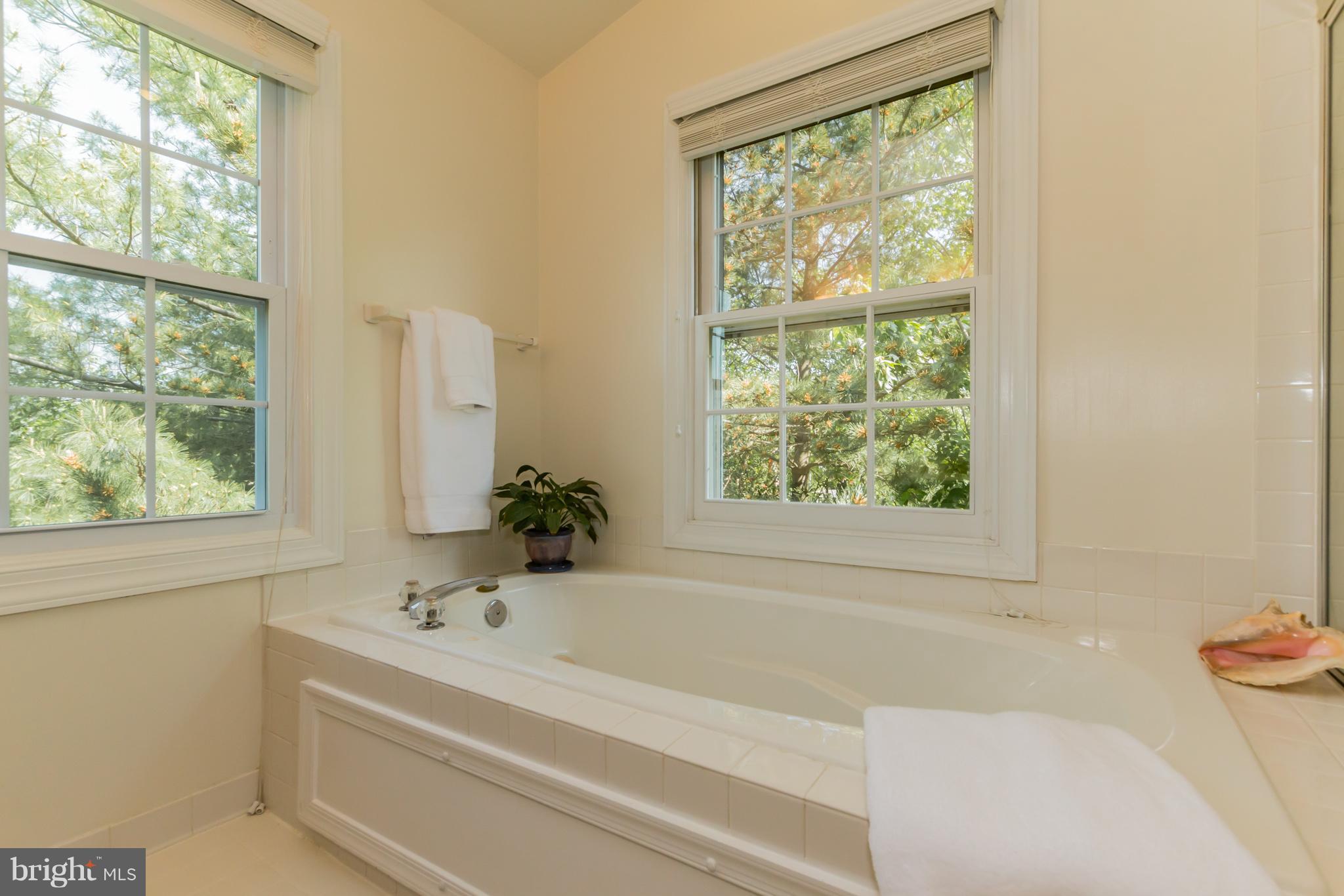 FAIRLAND TOWNS - Residential