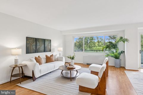 4201 CATHEDRAL AVENUE NW 808E WASHINGTON DC 20016