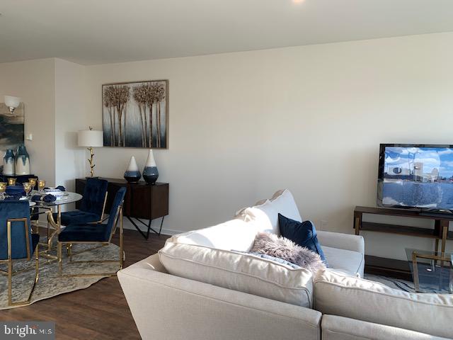 WHISPERING WOODS - Residential Lease