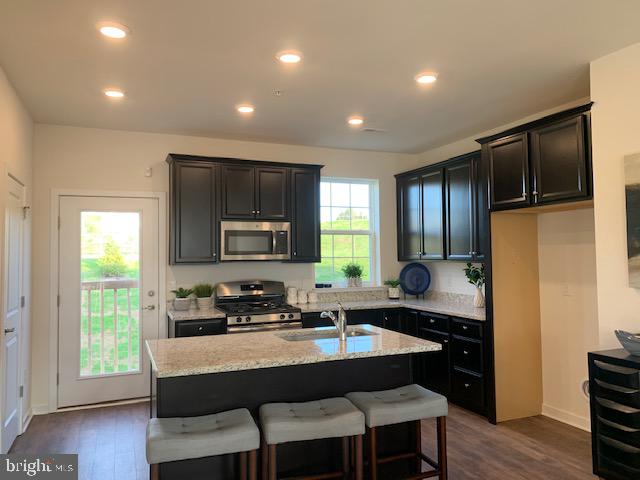 WHISPERING WOODS - Residential Lease