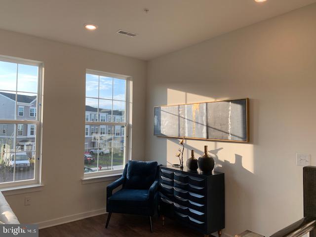 WHISPERING WOODS - Residential Lease