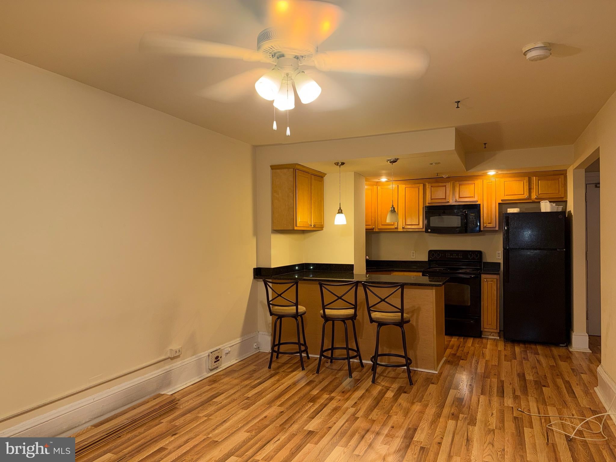 1324 LOCUST STREET 206