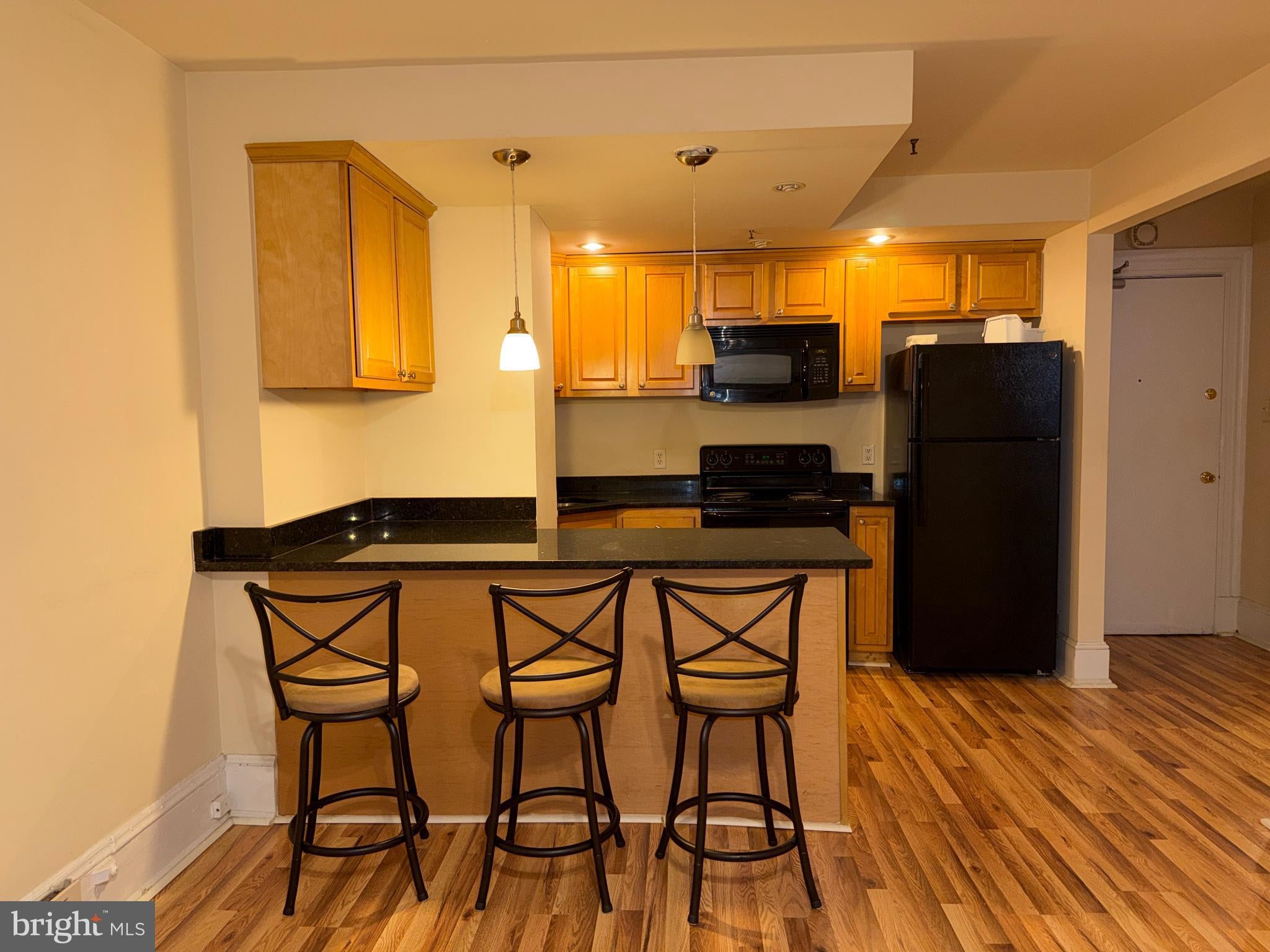 1324 LOCUST STREET 206