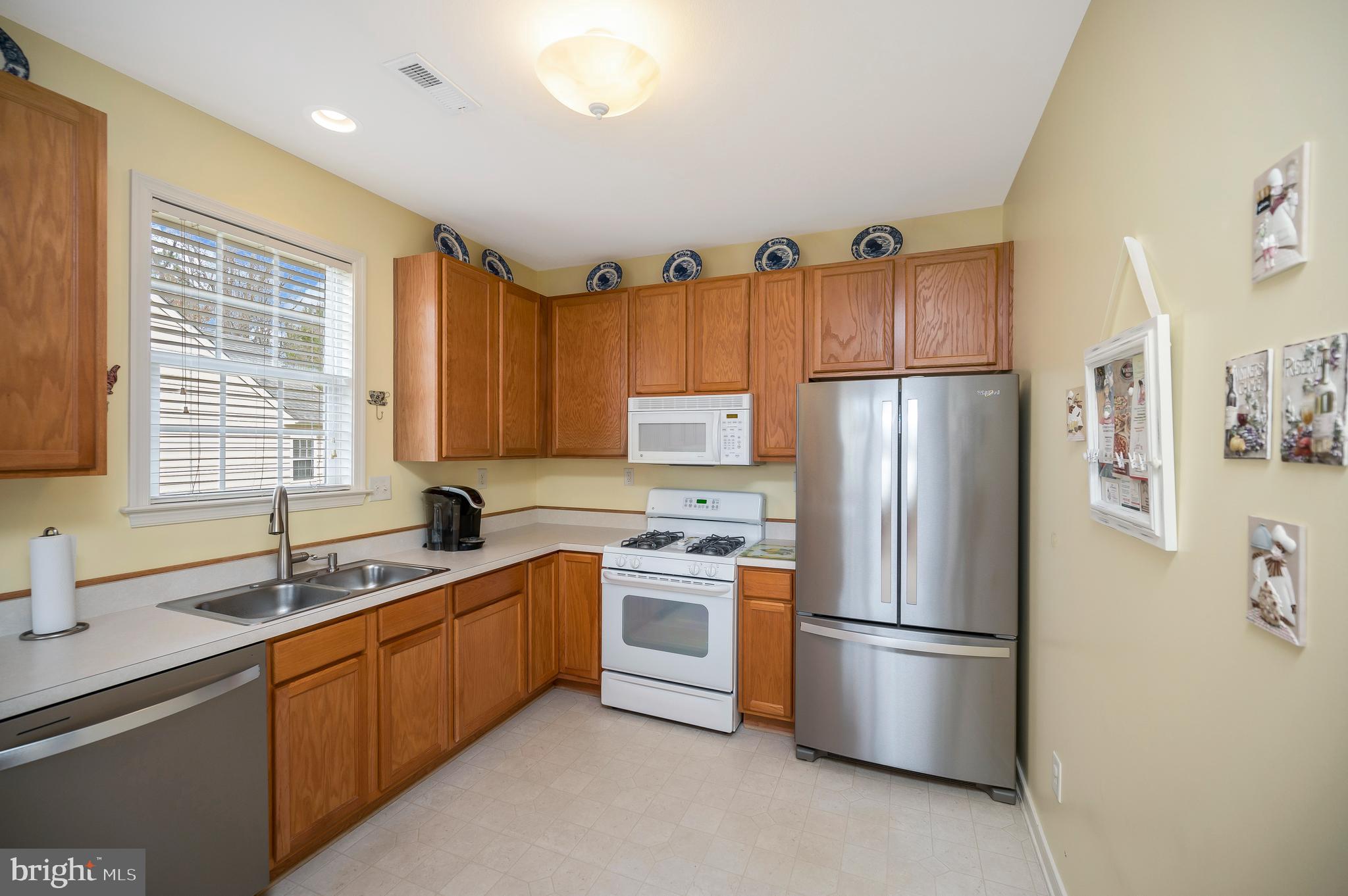 LEGACY WOODS - Residential