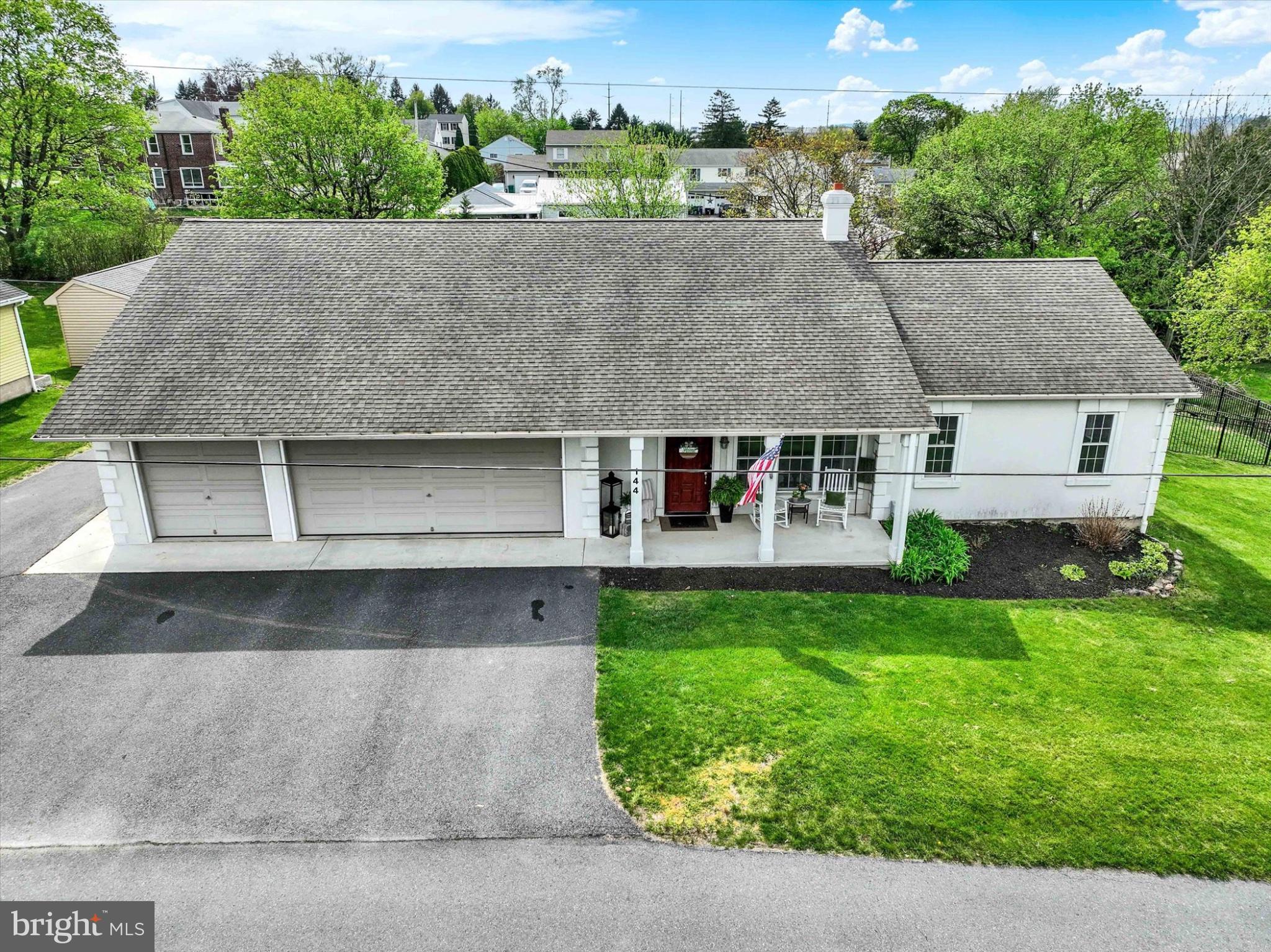 144 S LOCKWILLOW AVENUE