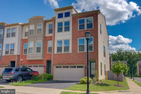 42363 Alder Forest Terrace, Sterling, VA MLS: VALO2097224