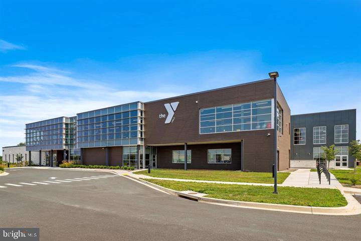 VILLAGES OF URBANA - Residential