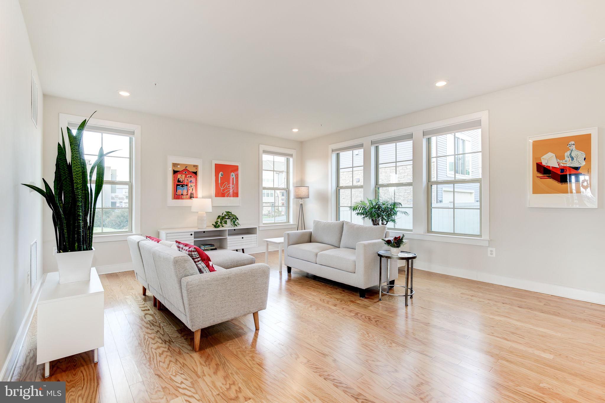 VILLAGES OF URBANA - Residential