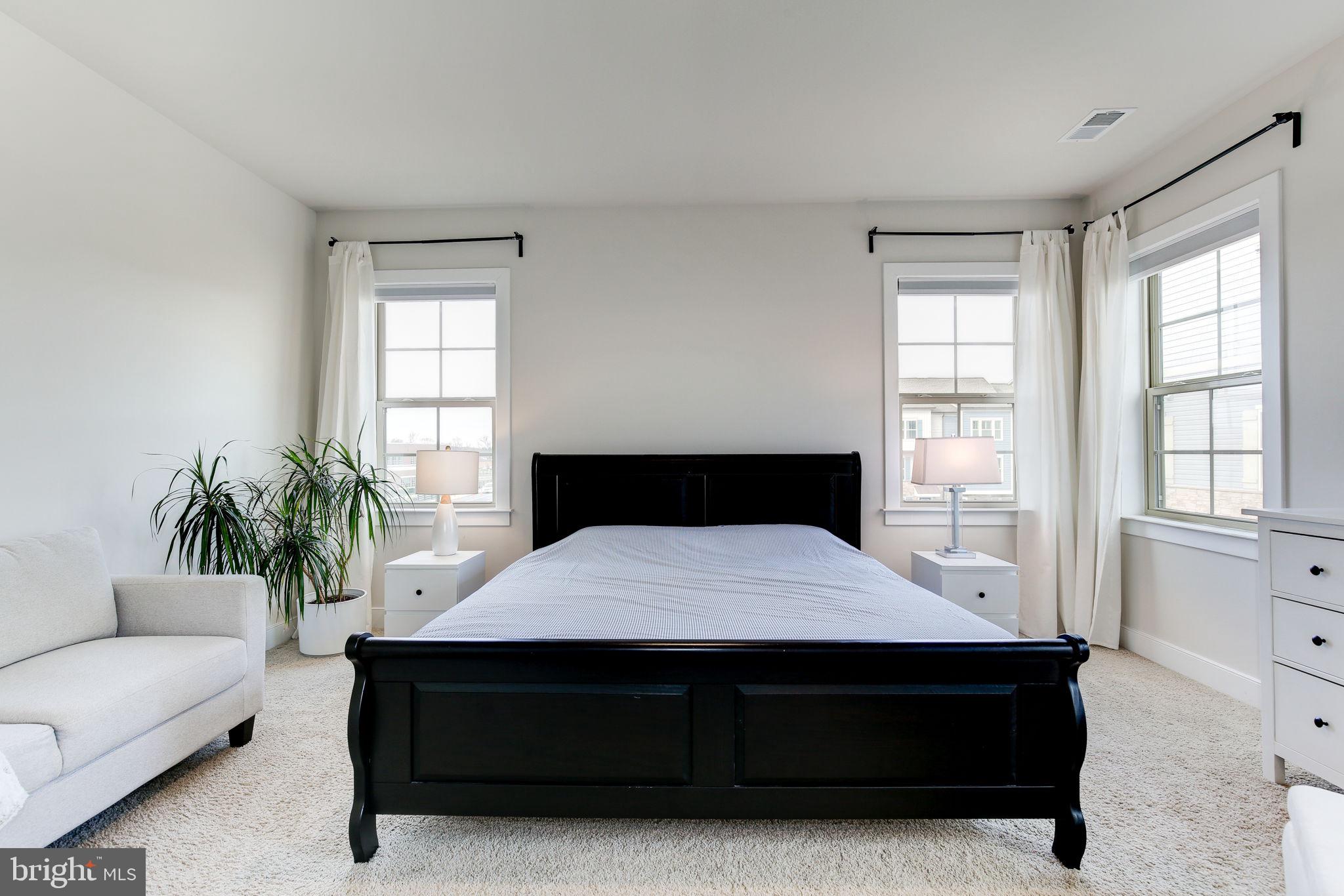 VILLAGES OF URBANA - Residential