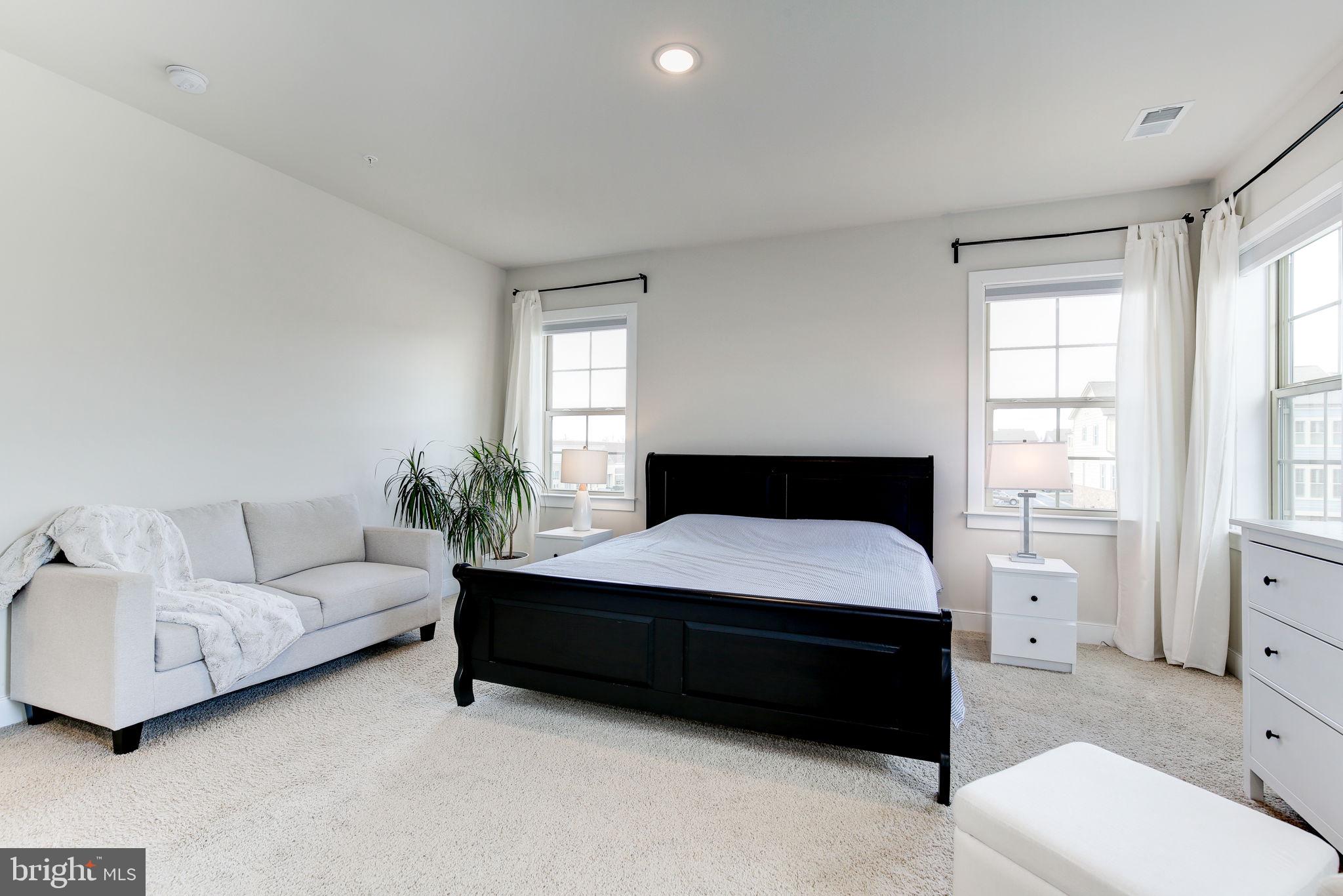 VILLAGES OF URBANA - Residential