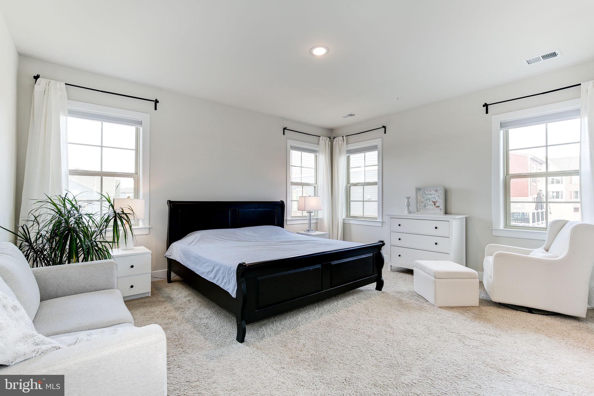 VILLAGES OF URBANA - Residential