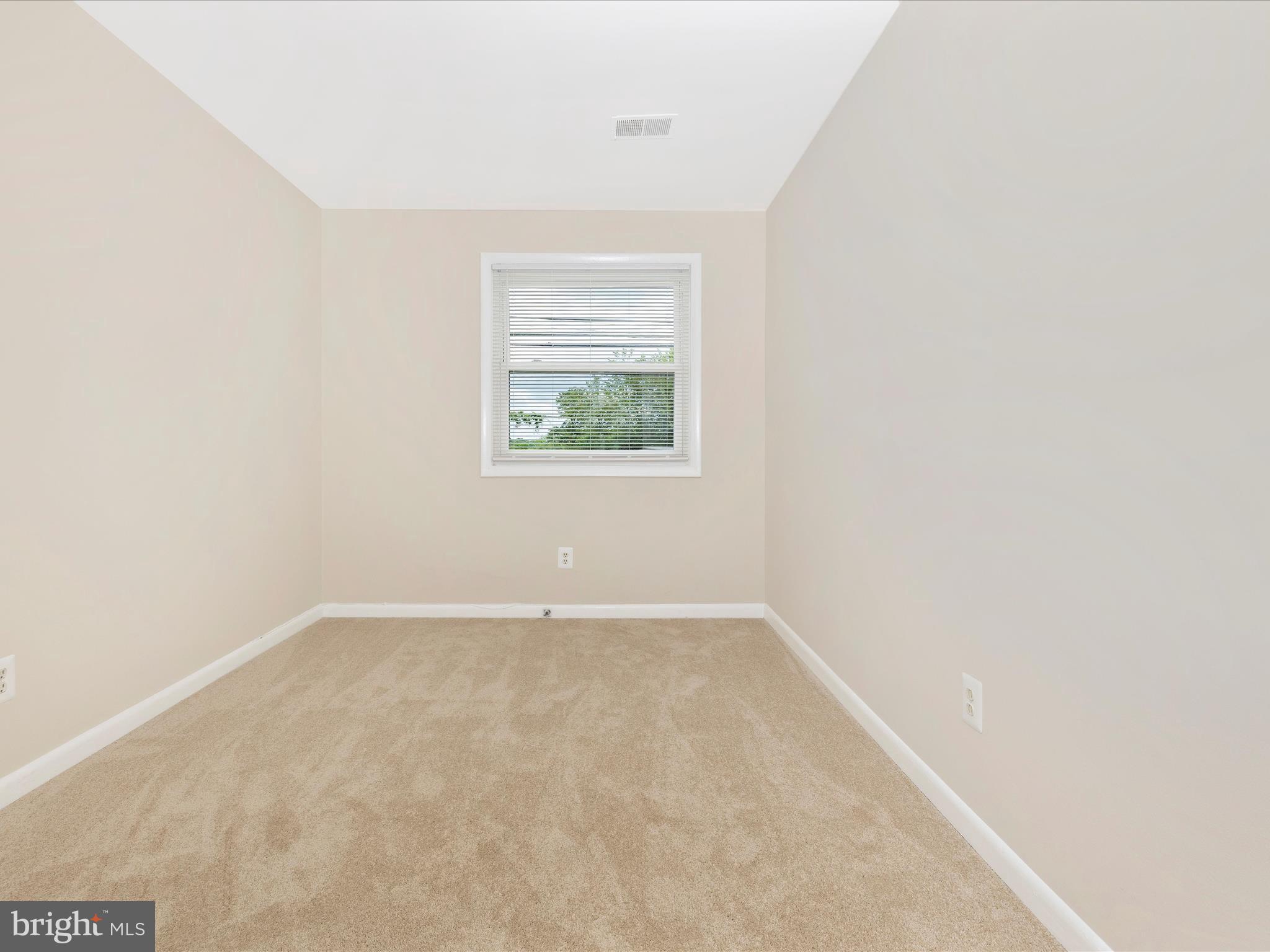 COUNTRY RD TOWNHOUSES - Residential