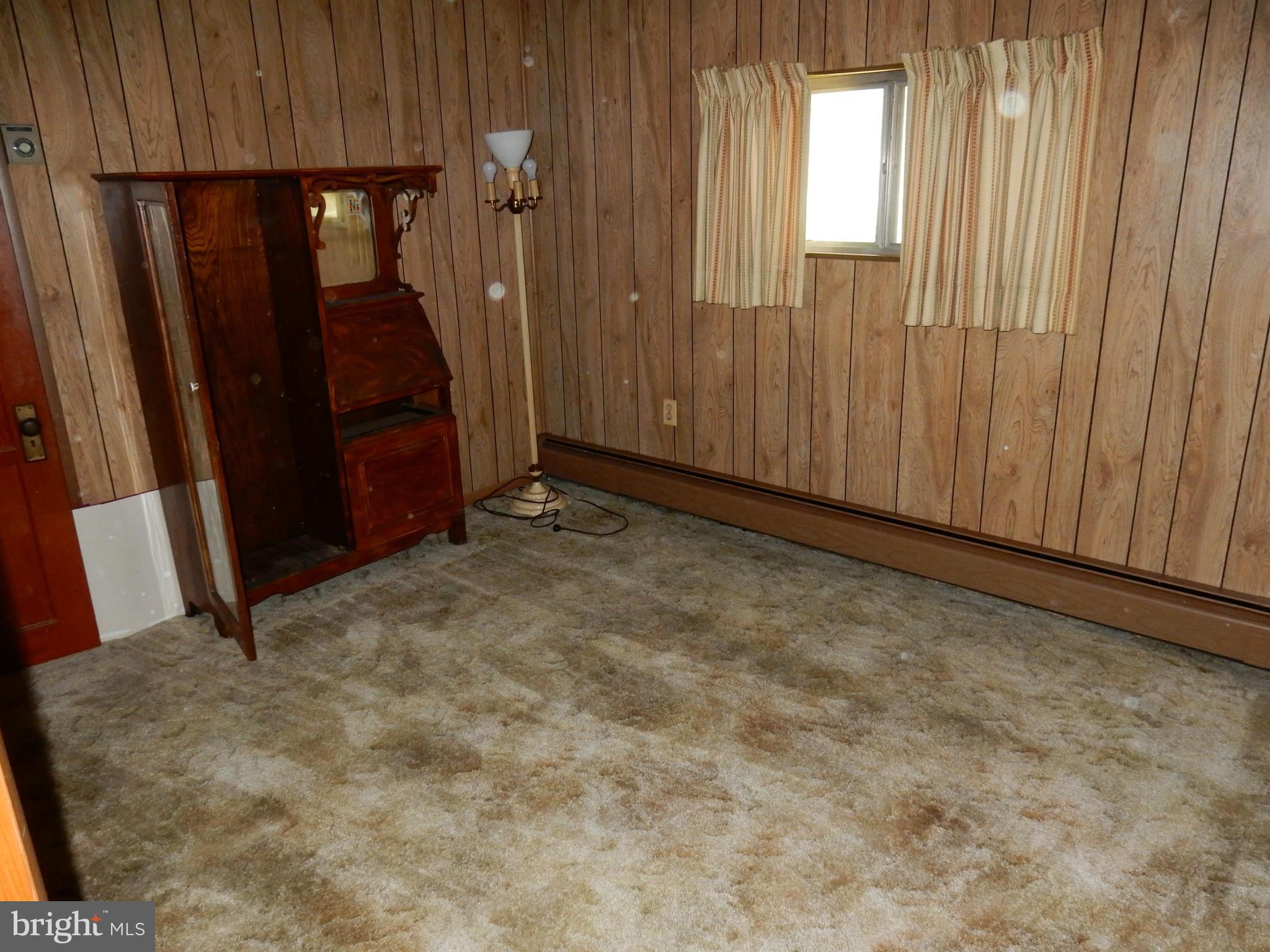 UPPER MAGOTHY BEACH - Residential