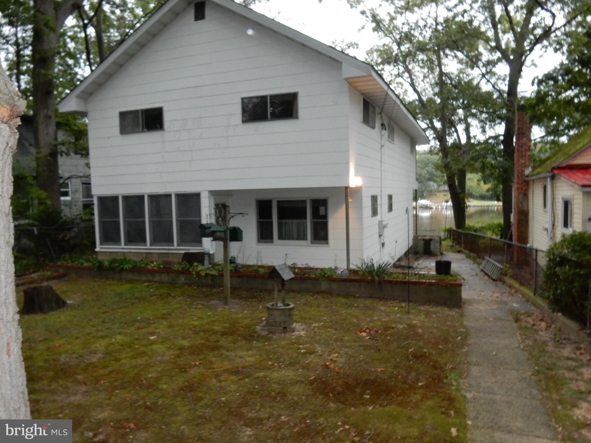 UPPER MAGOTHY BEACH - Residential