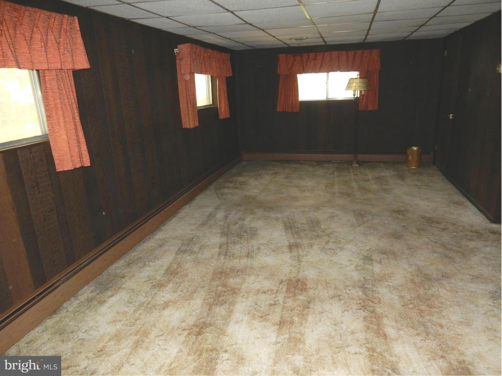 UPPER MAGOTHY BEACH - Residential