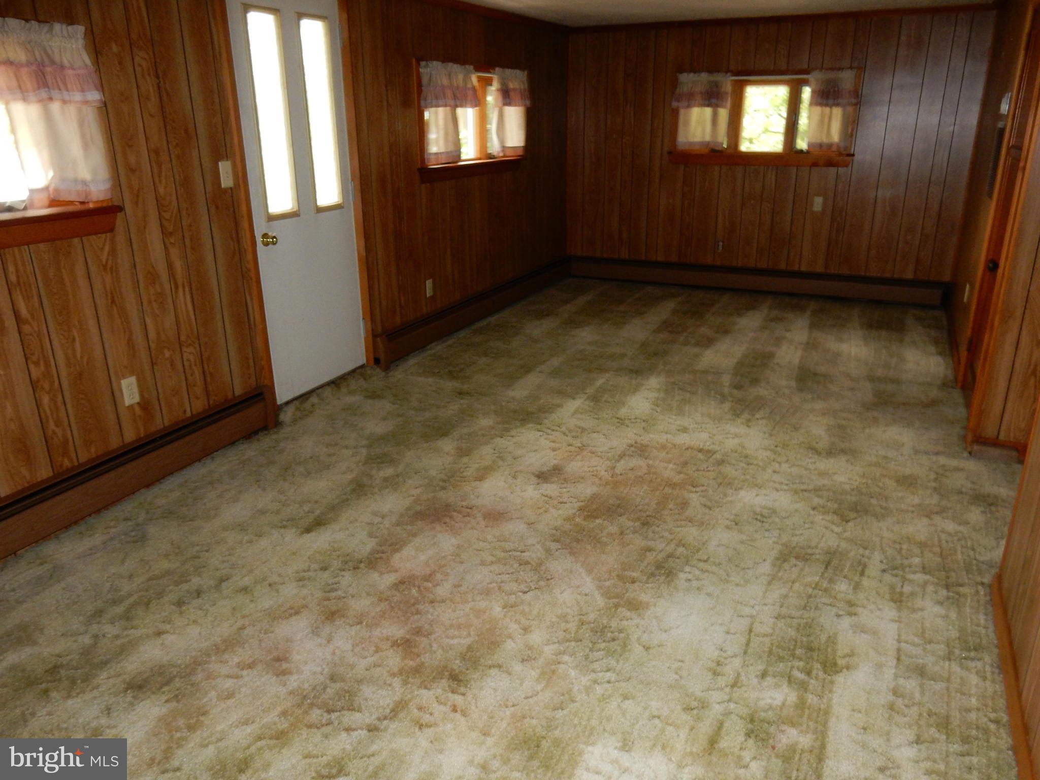 UPPER MAGOTHY BEACH - Residential