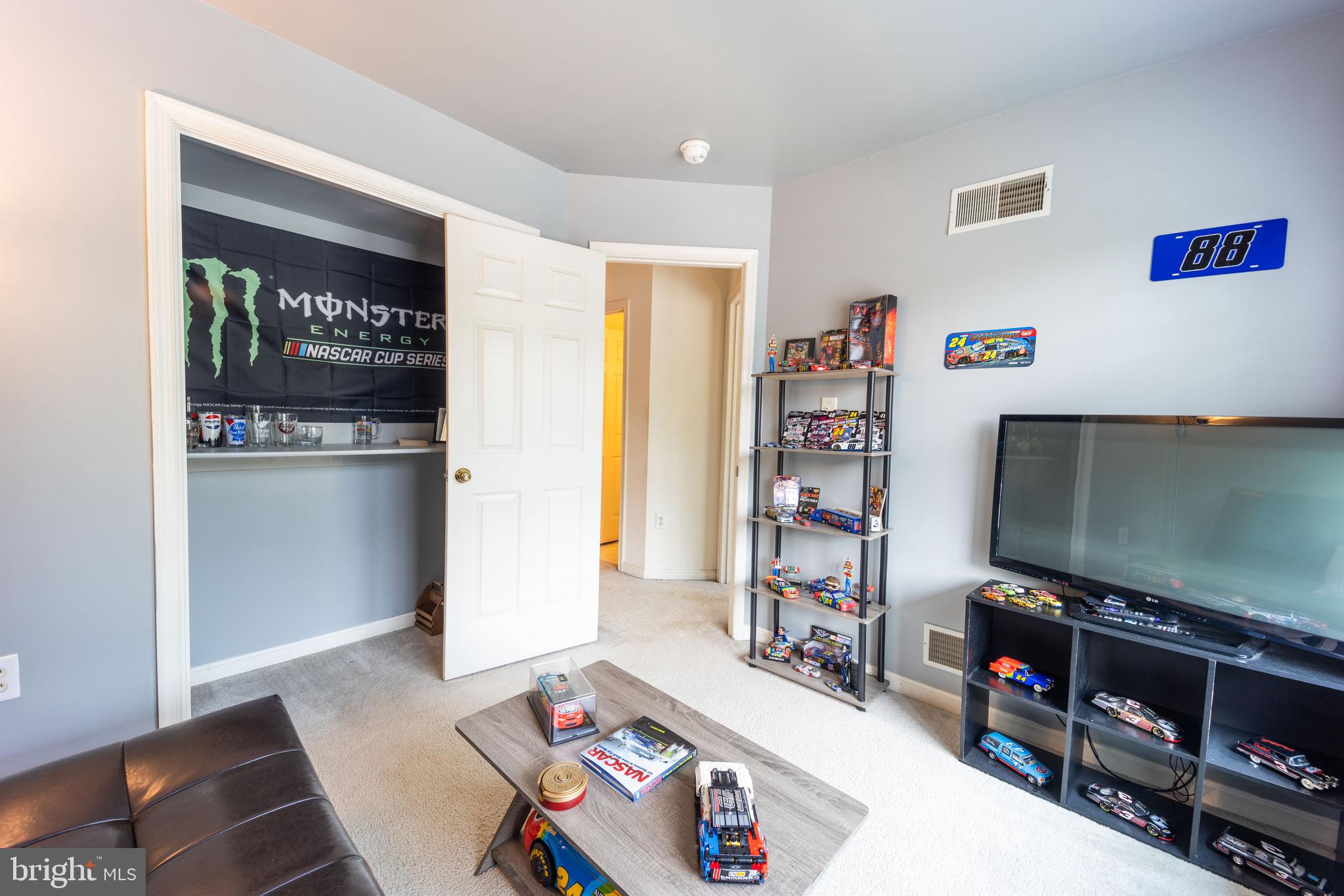 SPRING MILLS - Residential