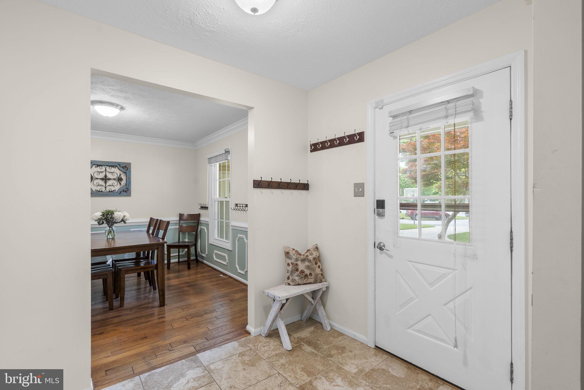 6343 ROAN STALLION LANE