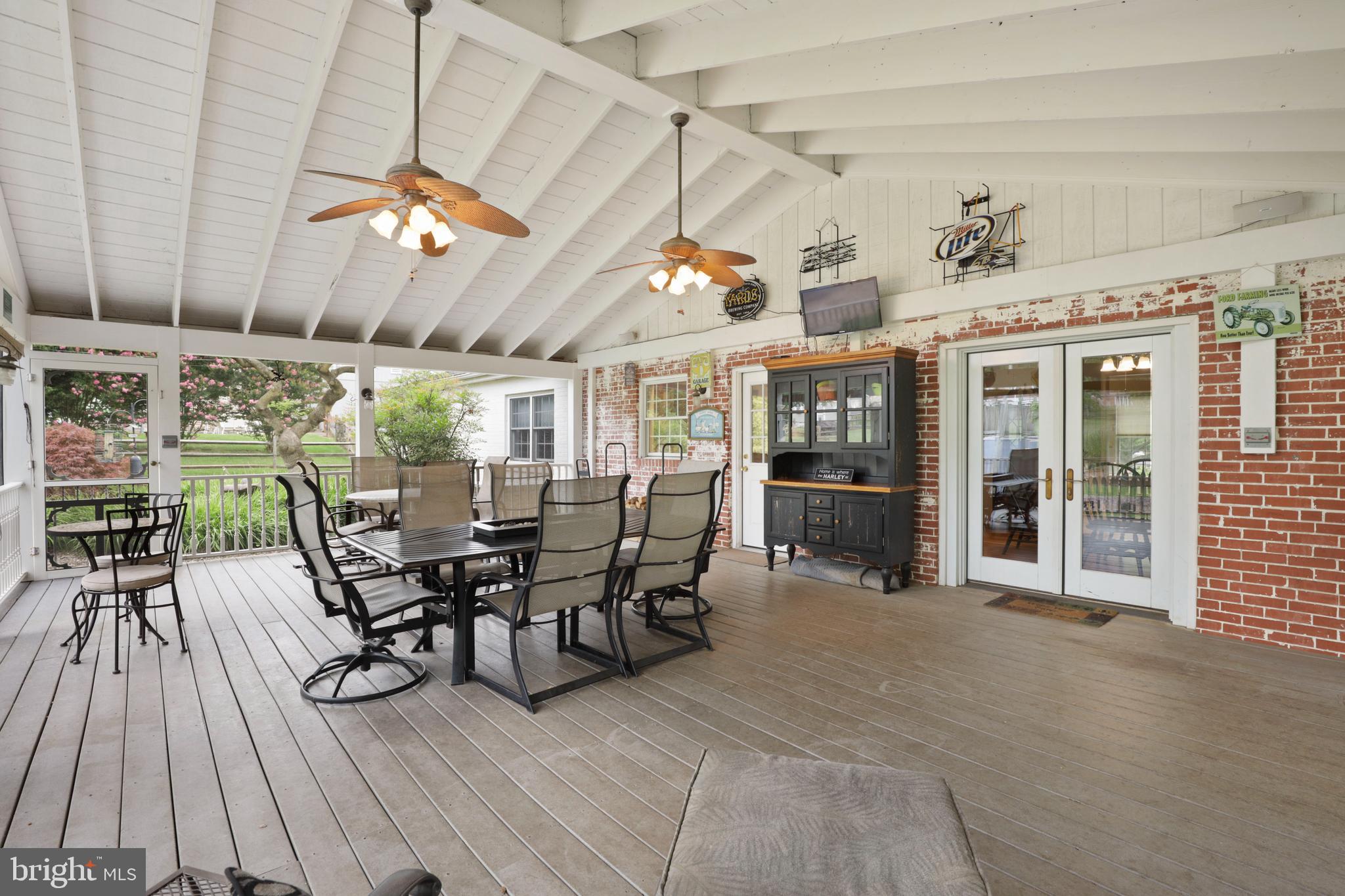 BROOK MEADOWS - Residential