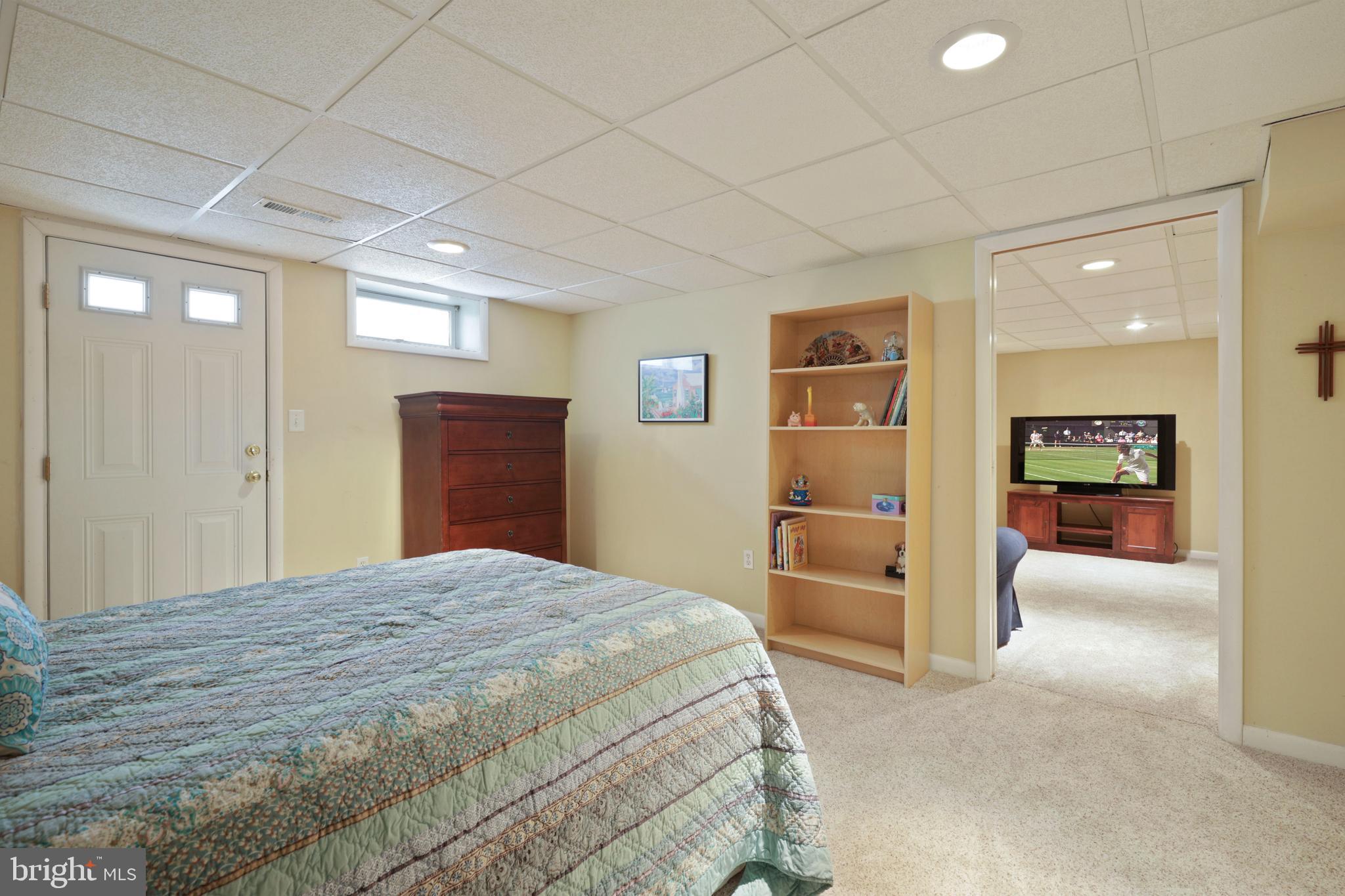 BROOK MEADOWS - Residential