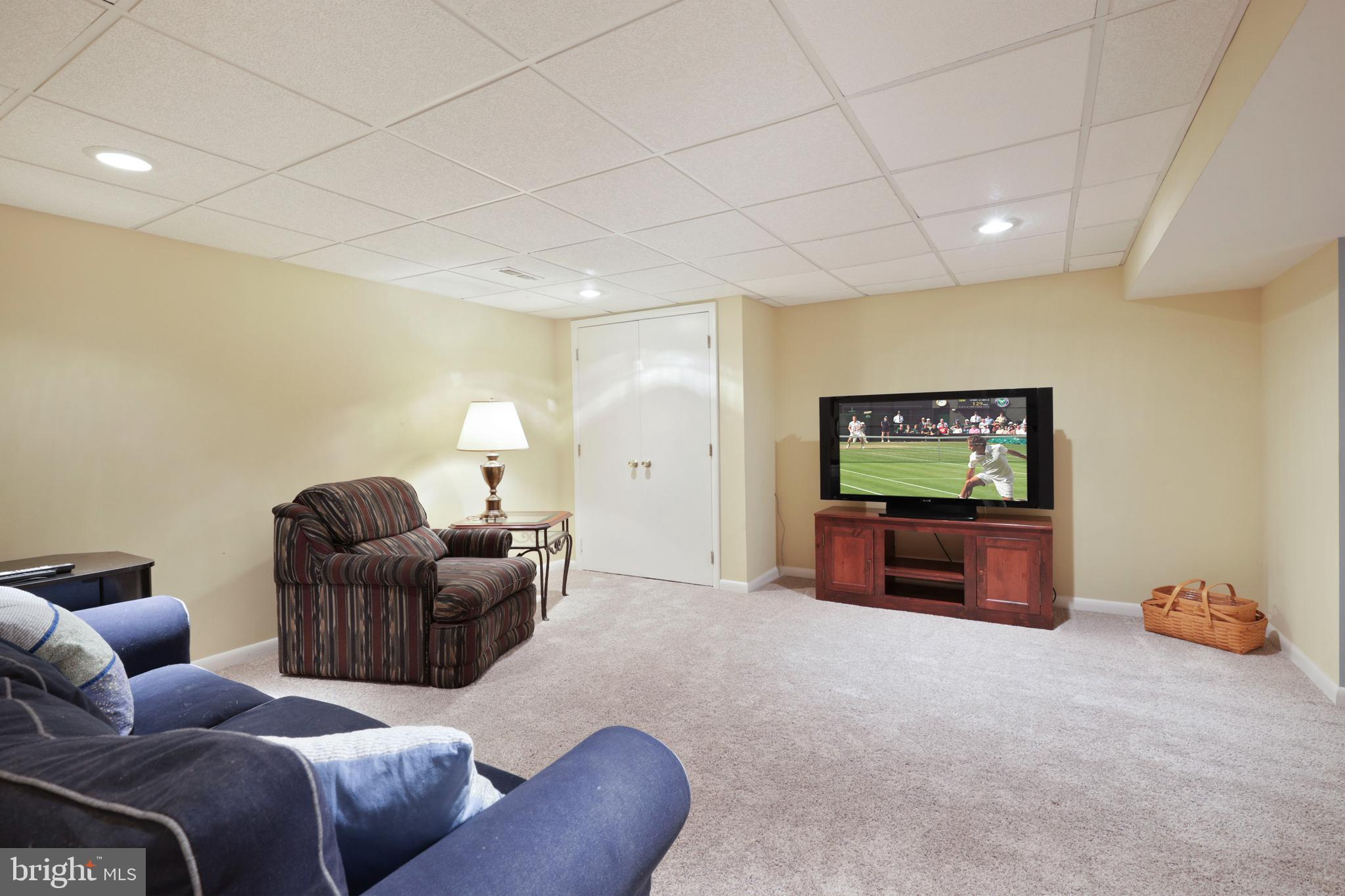 BROOK MEADOWS - Residential