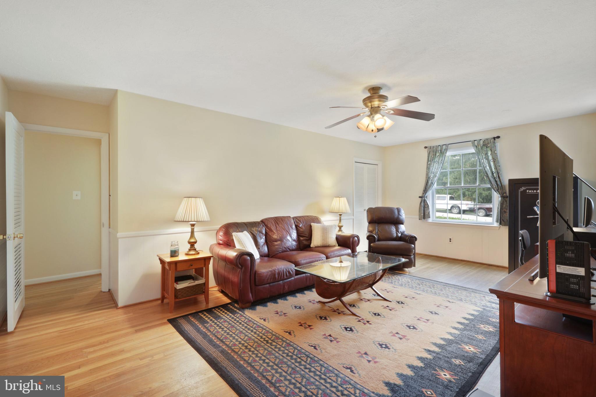 BROOK MEADOWS - Residential