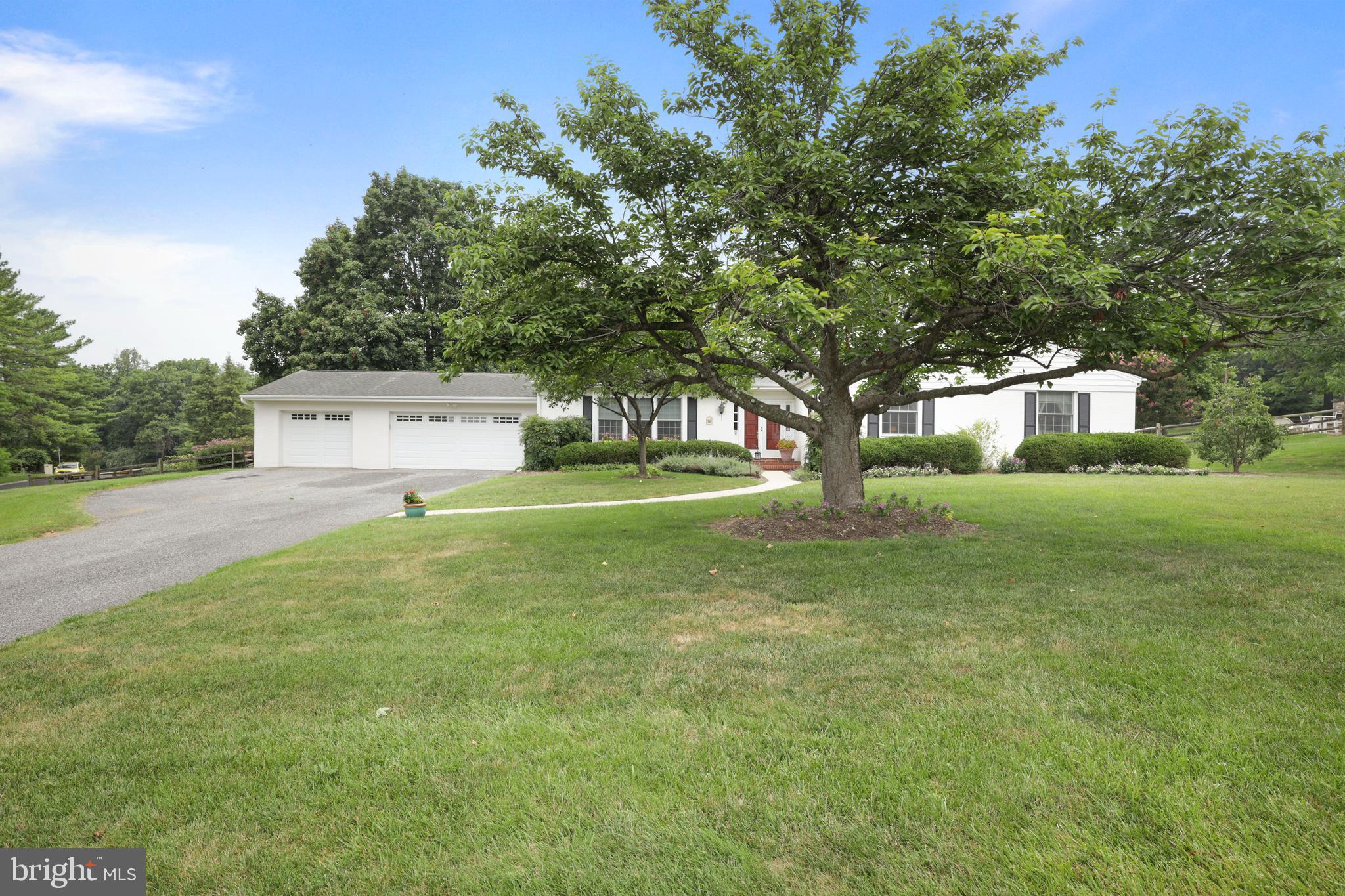 BROOK MEADOWS - Residential