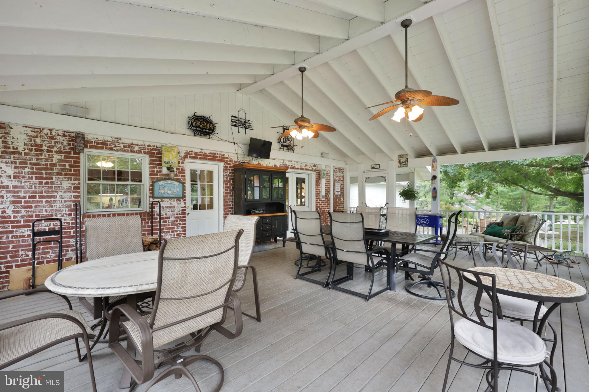 BROOK MEADOWS - Residential