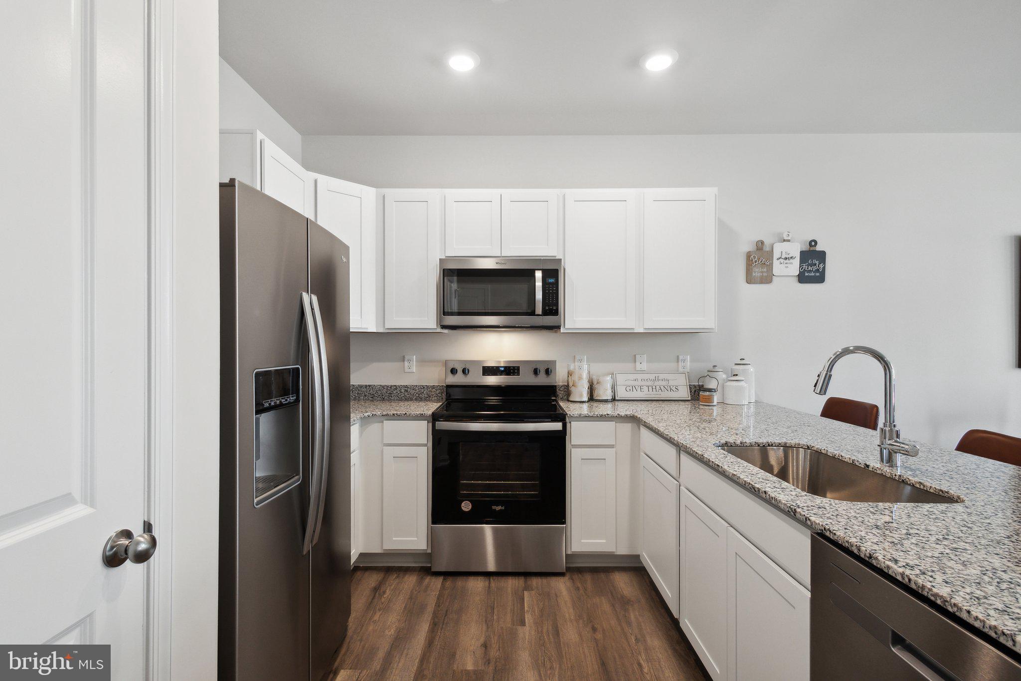 VALLEY VIEW - Residential