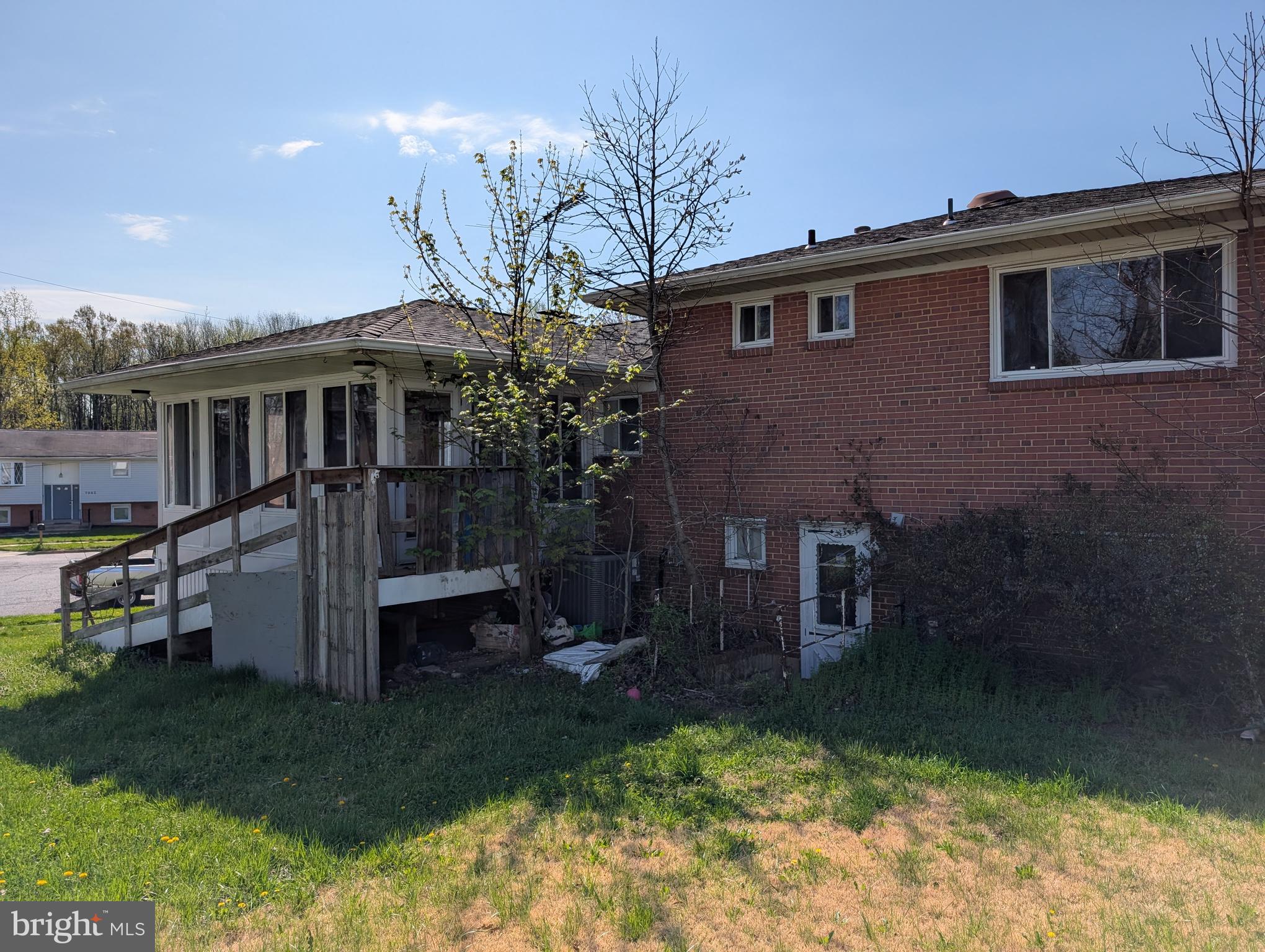 SHERWOOD FOREST - Residential