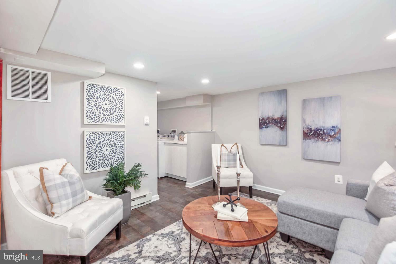 DEL RAY - Residential