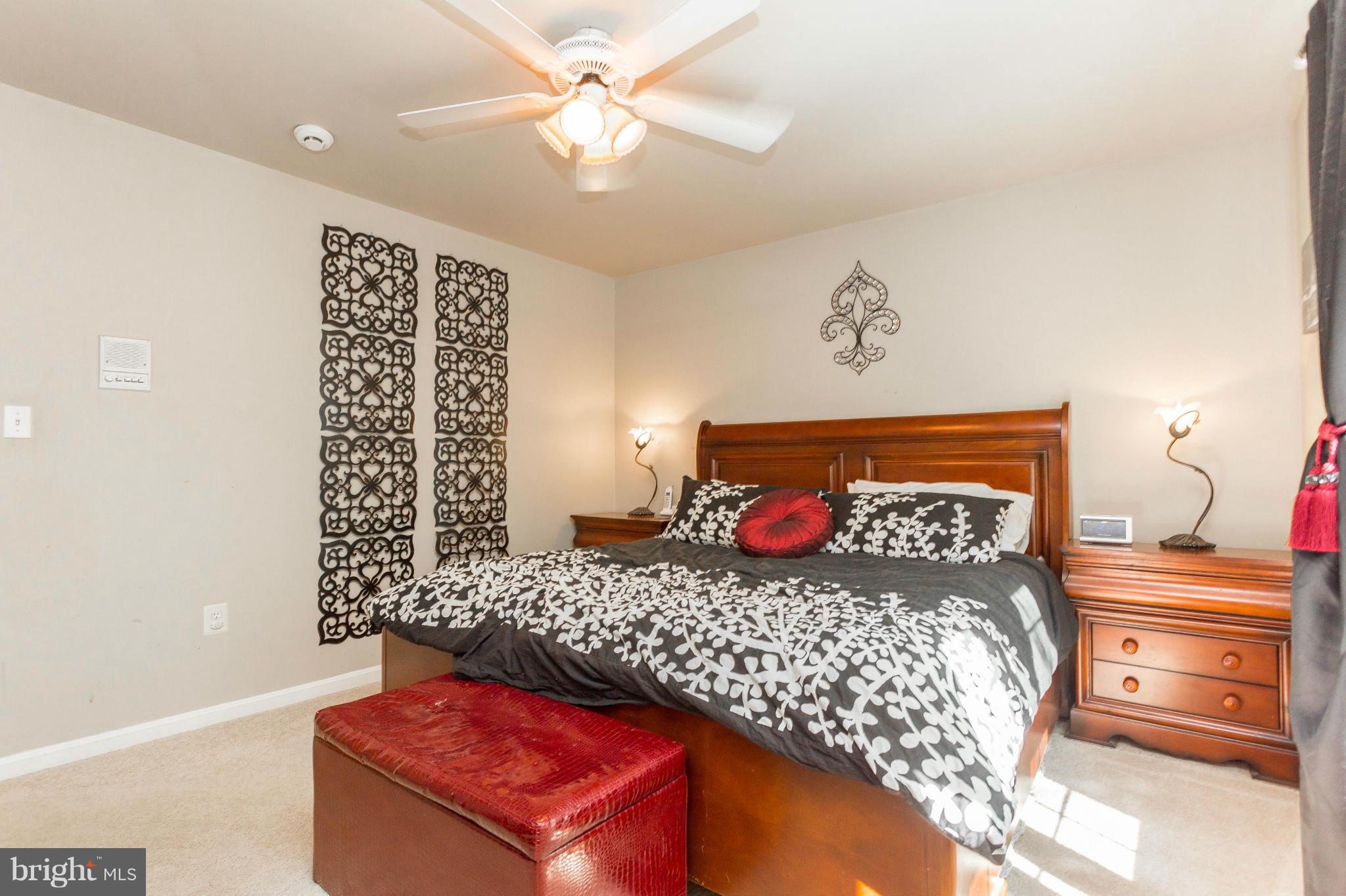 HICKORY RIDGE - Residential