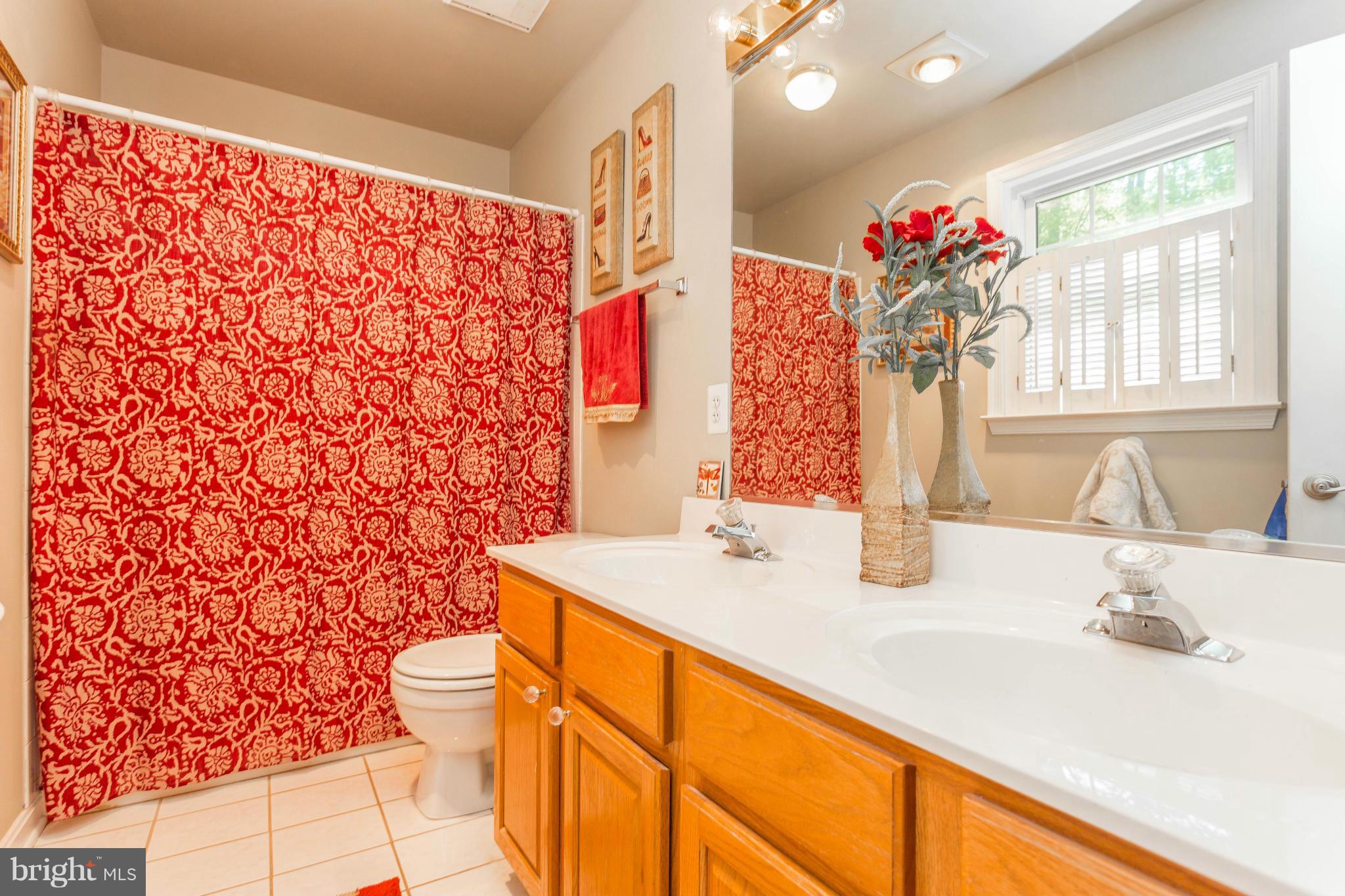 HICKORY RIDGE - Residential