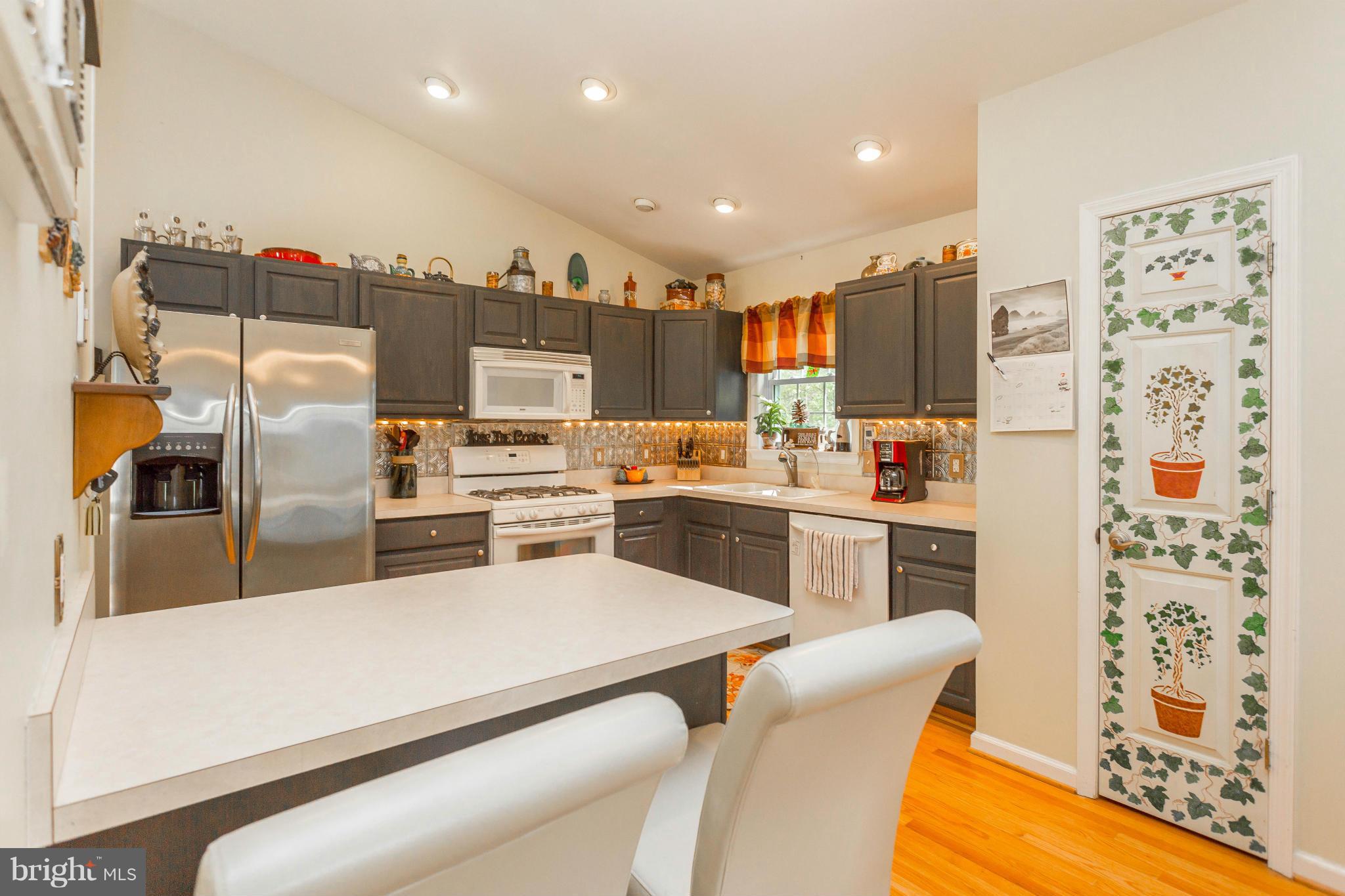 HICKORY RIDGE - Residential